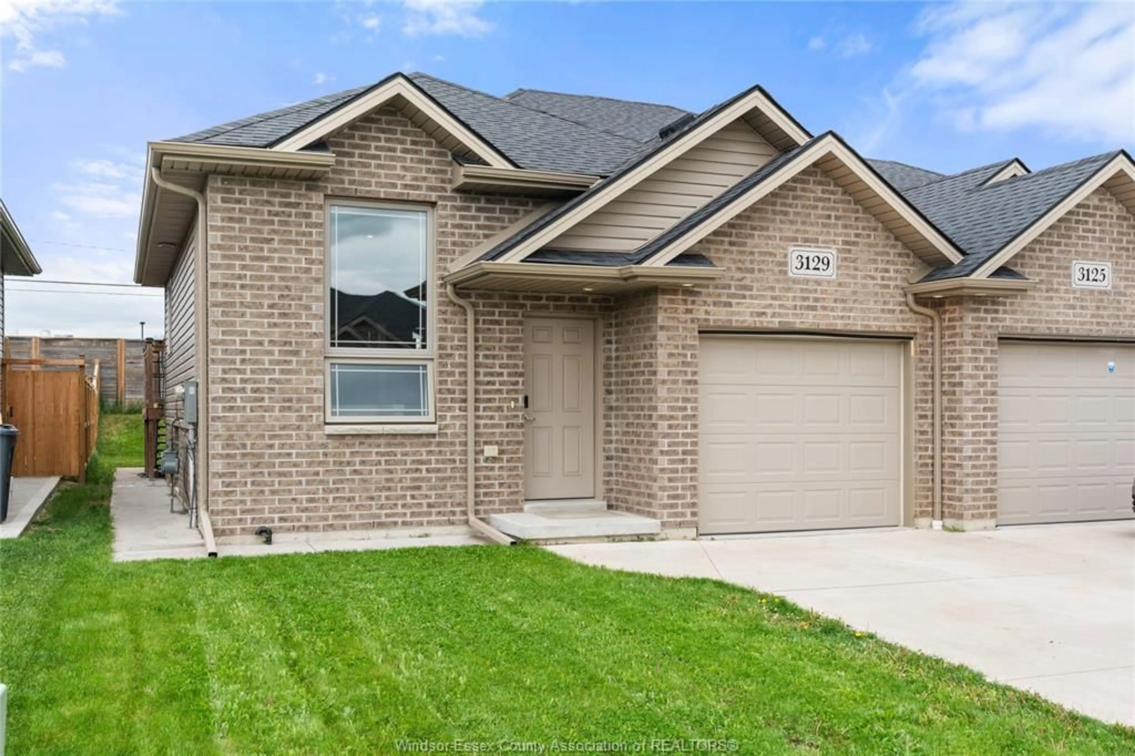 Home with brick exterior material, street for 3129 VIOLA Cres, Windsor Ontario N8N 0A1
