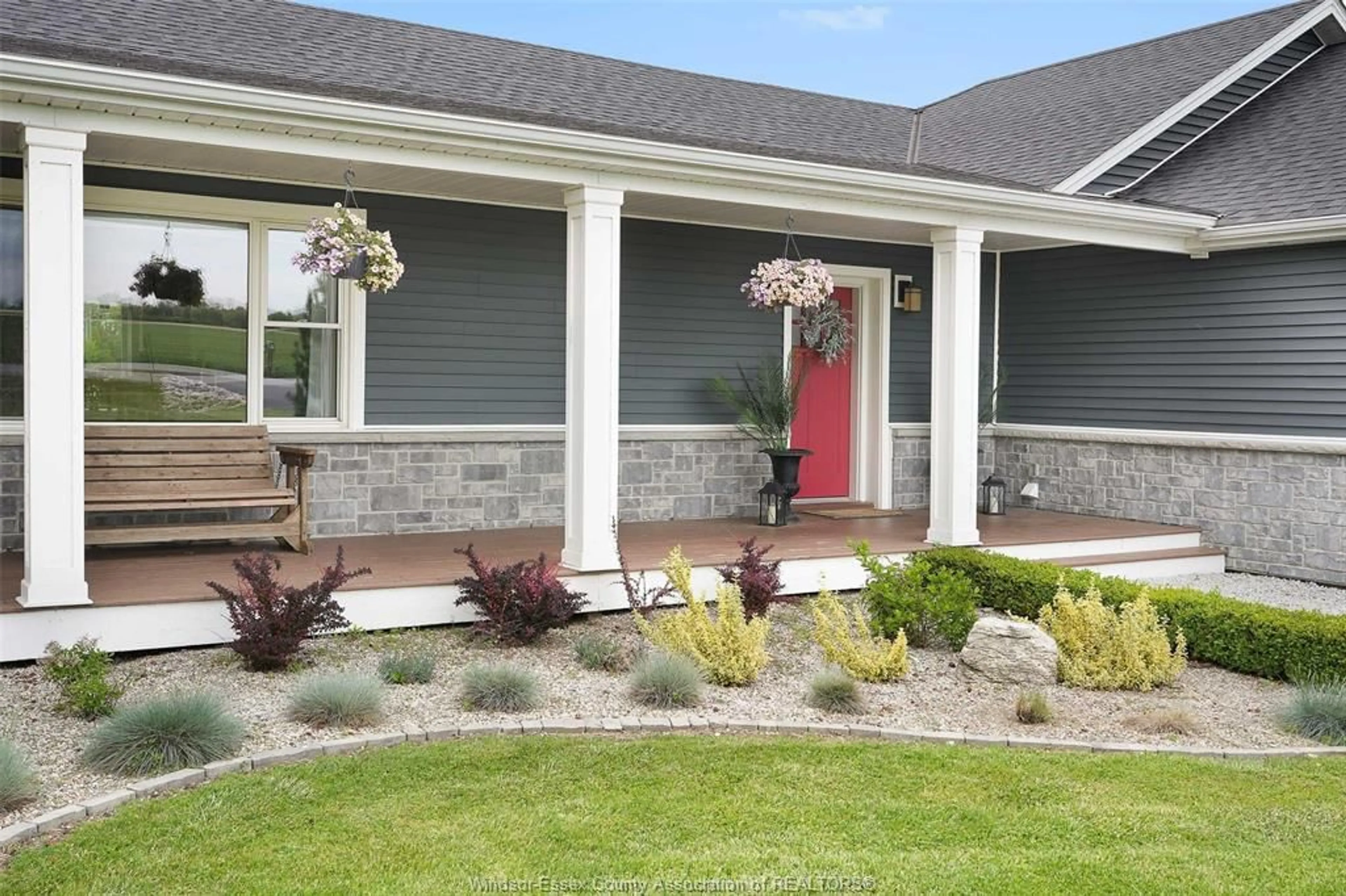 Home with vinyl exterior material, street for 1907 FOX RUN Rd, Leamington Ontario N8H 3V7
