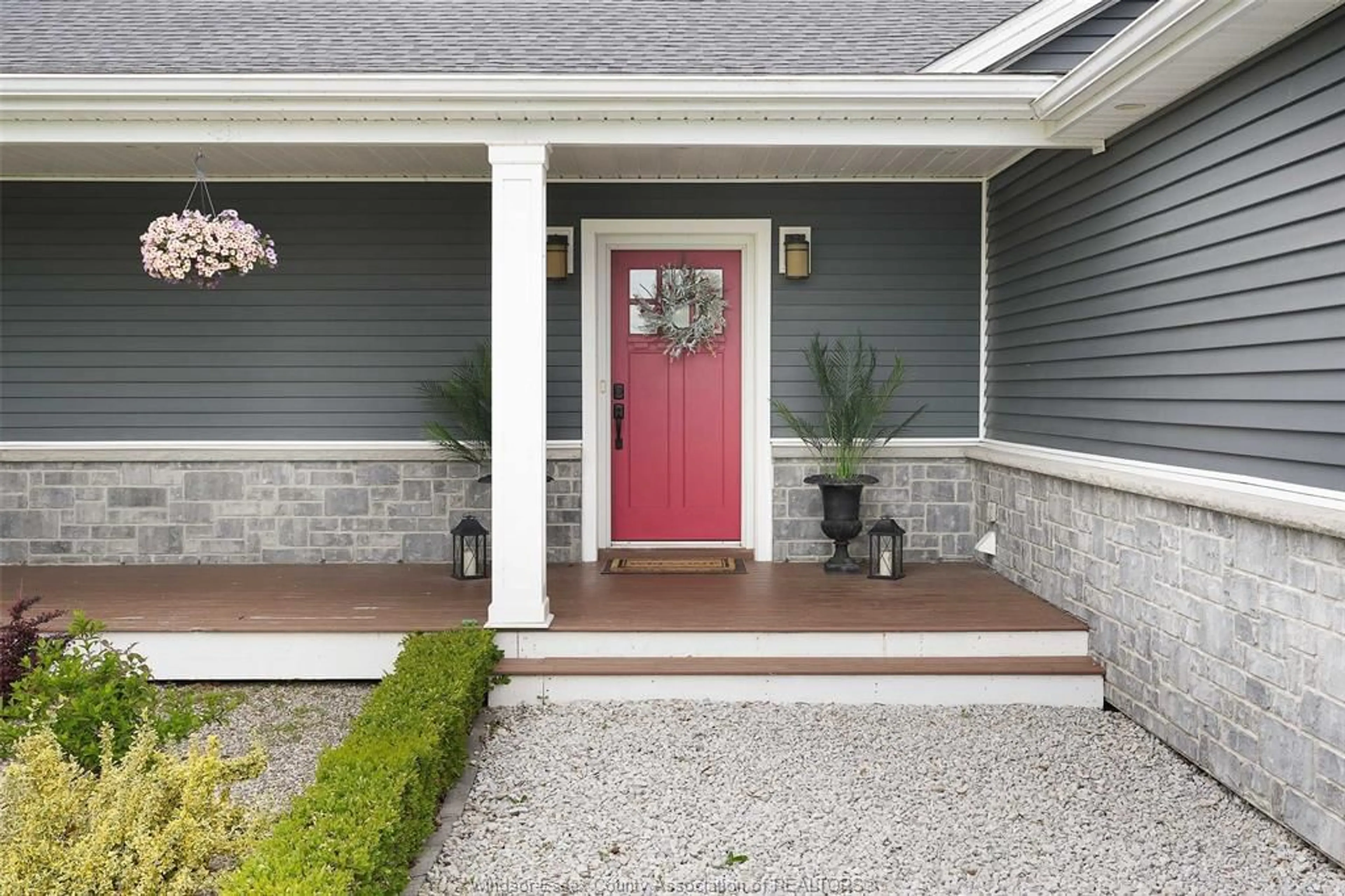 Unknown for 1907 FOX RUN Rd, Leamington Ontario N8H 3V7
