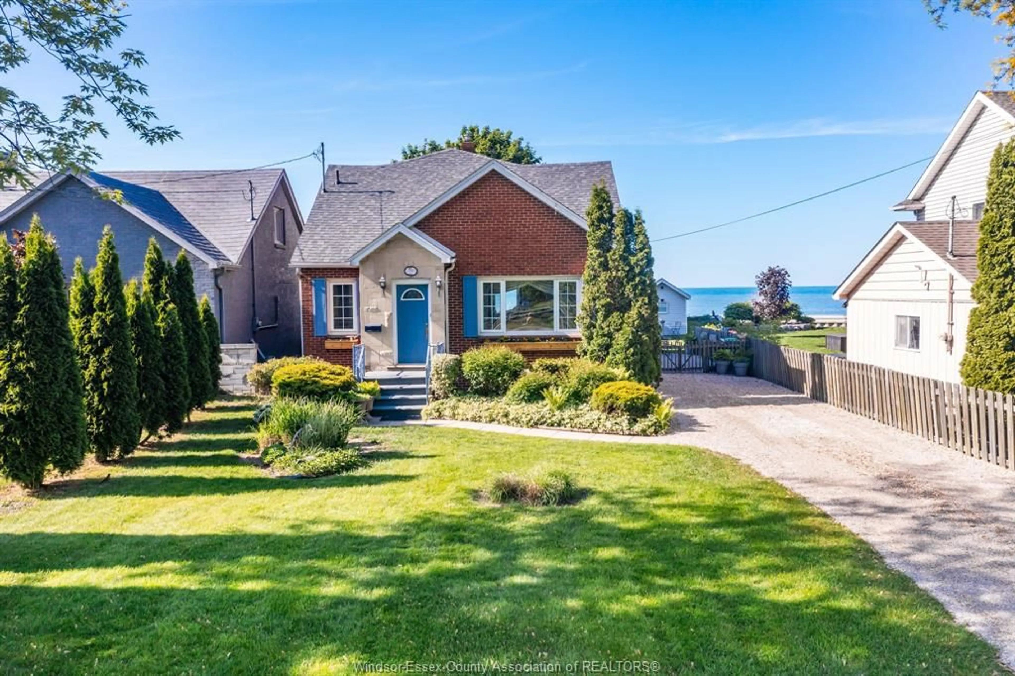 Home with brick exterior material, water/lake/river/ocean view for 13902 RIVERSIDE Dr, Tecumseh Ontario N8W 1B6