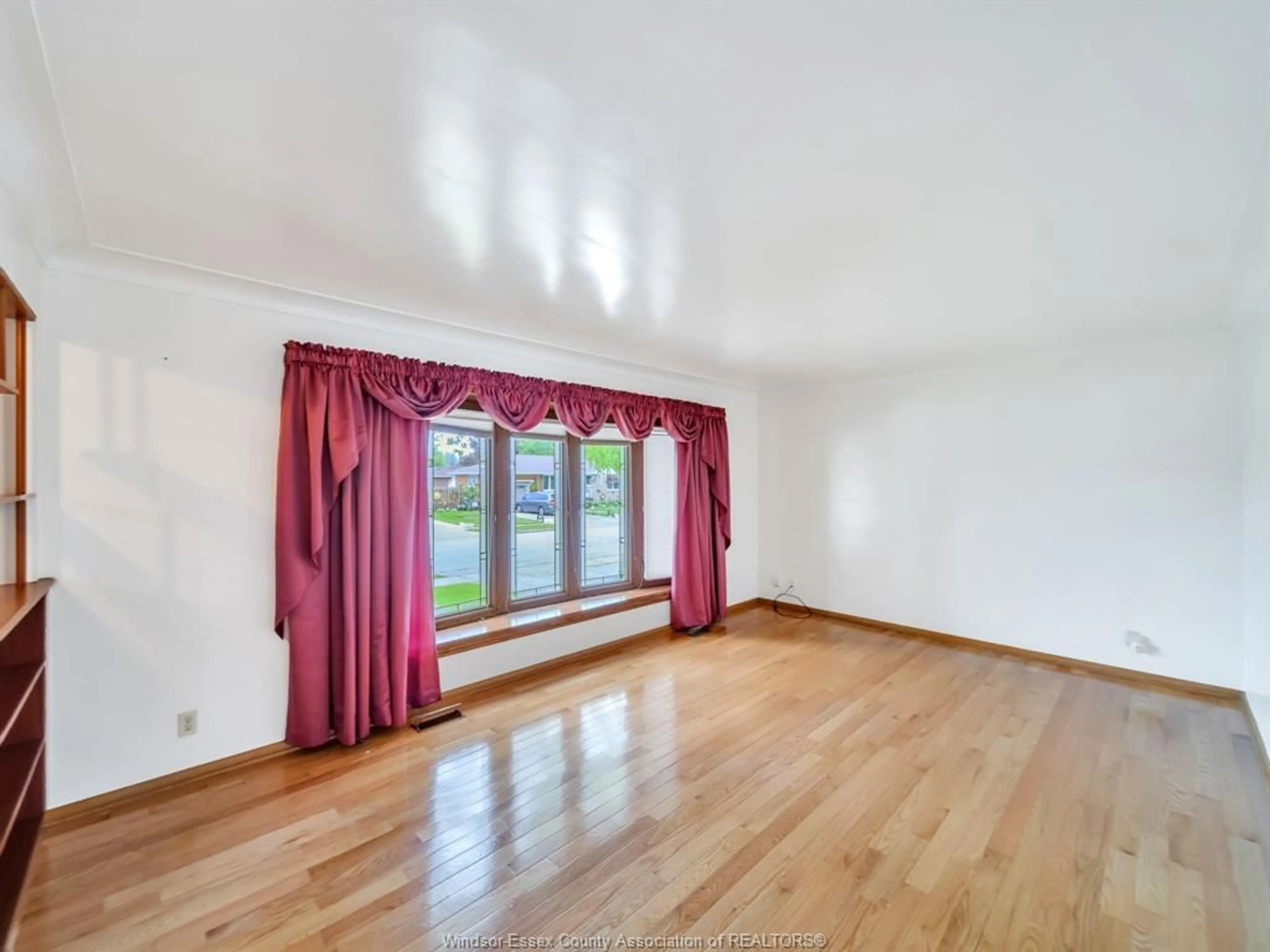 A pic of a room for 66 Main, Amherstburg Ontario N9V 2K9