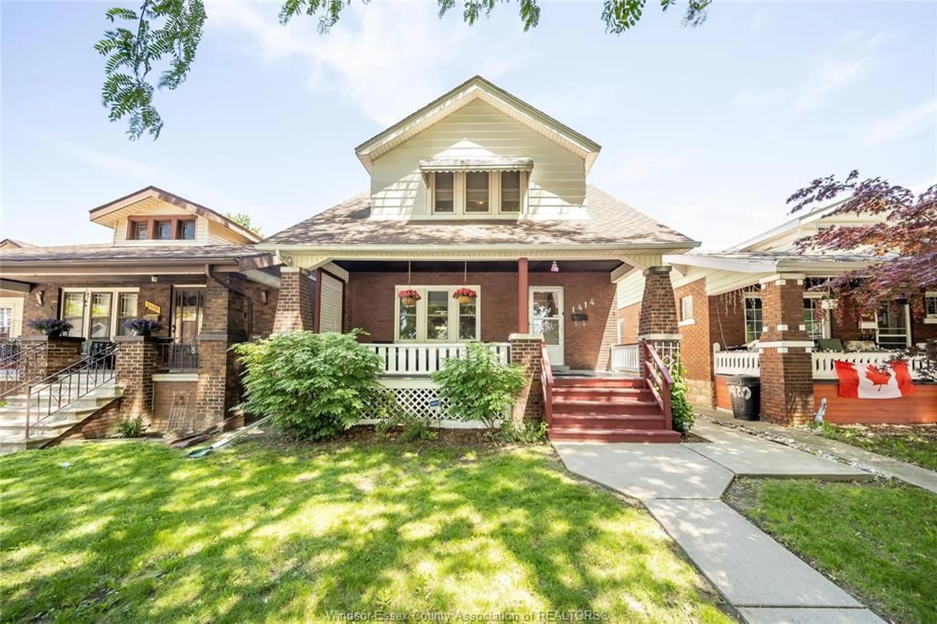Home with brick exterior material, street for 1414 GLADSTONE Ave, Windsor Ontario N8X 1L8