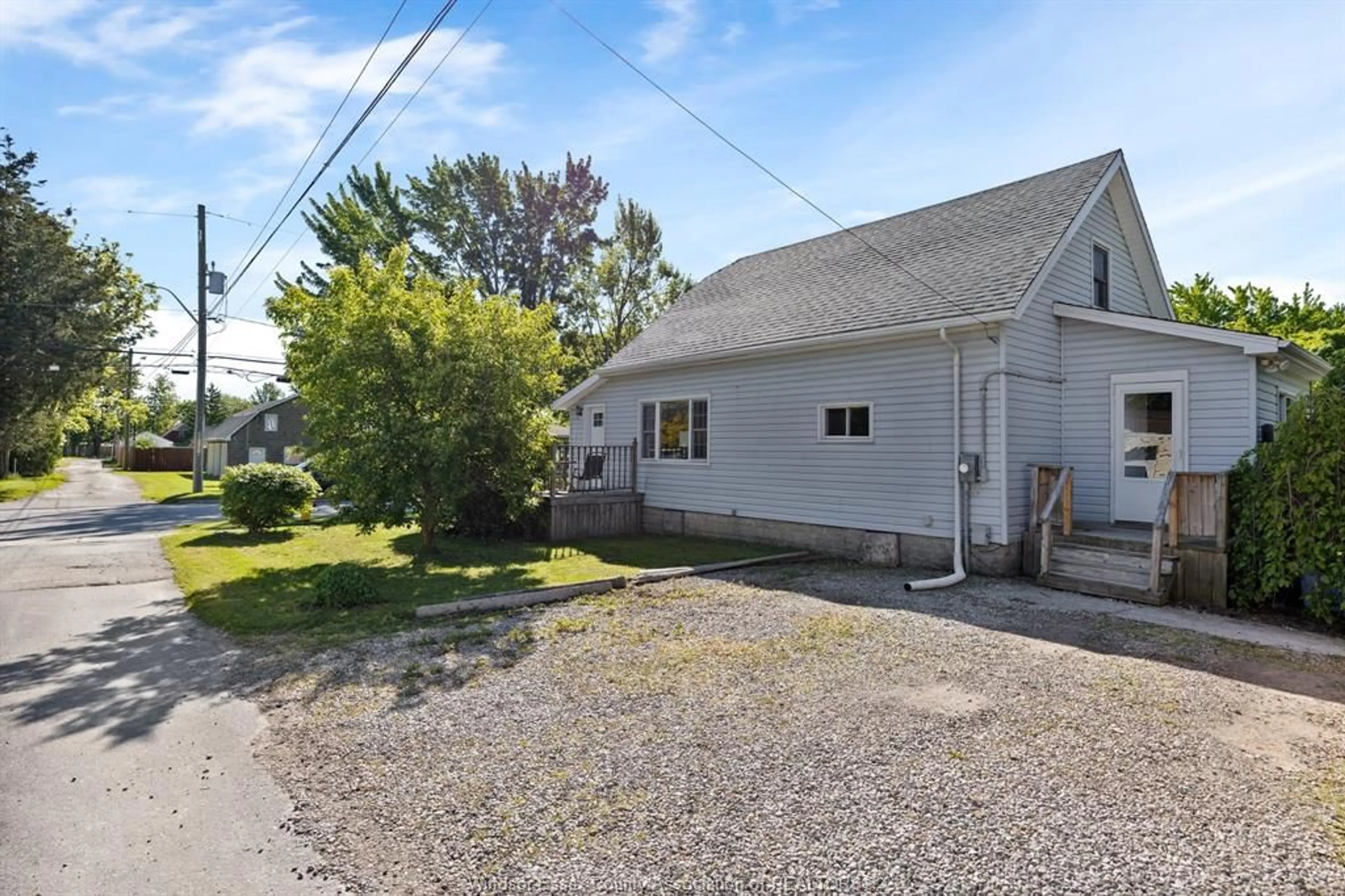 A pic from outside/outdoor area/front of a property/back of a property/a pic from drone, street for 2 LYON Ave, Tilbury Ontario N0P 2L0