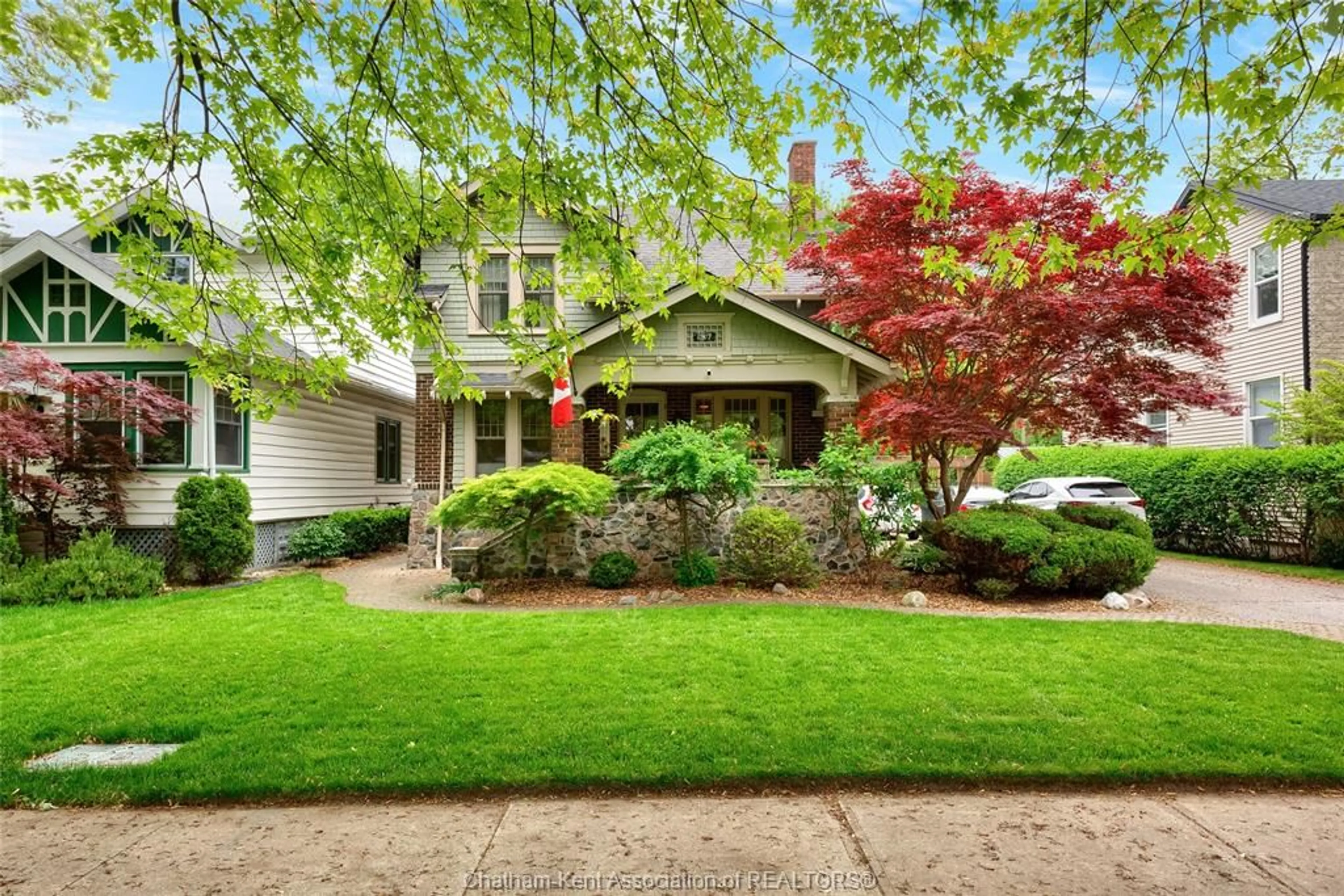 Home with brick exterior material, street for 127 Victoria Ave, Chatham Ontario N7L 3A4