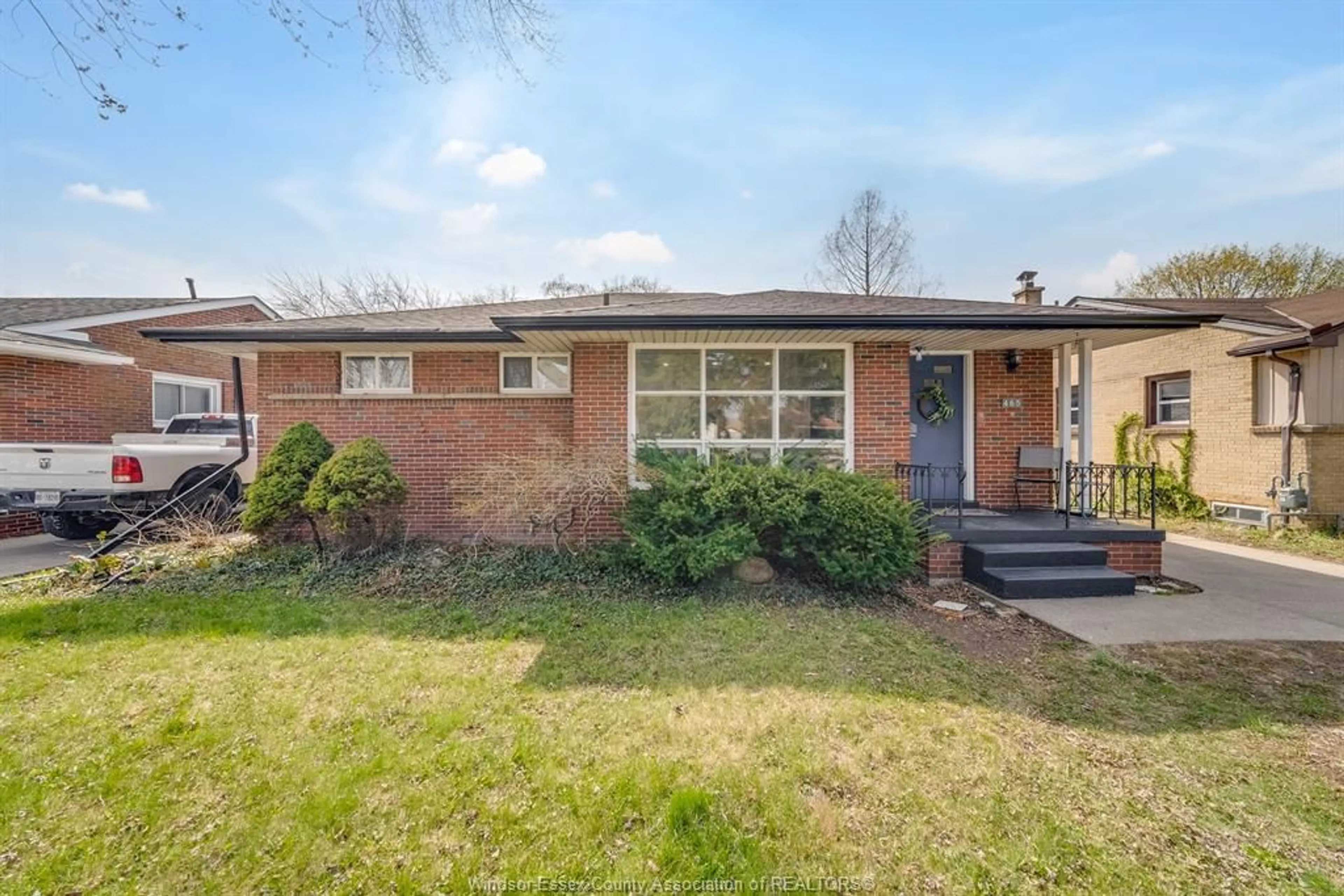 Home with brick exterior material, street for 465 RIVERDALE Ave, Windsor Ontario N8S 4B7