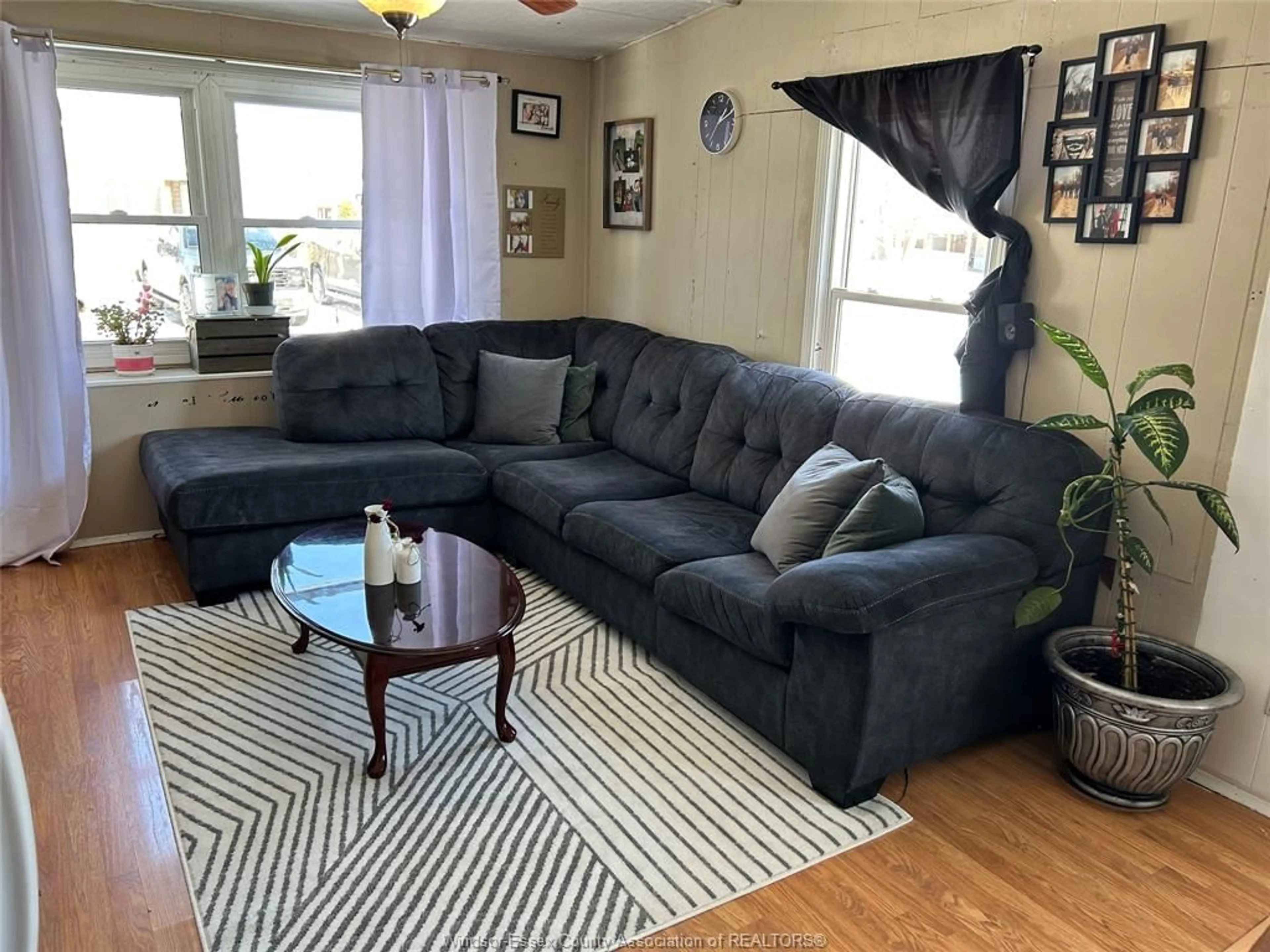 Living room with furniture, unknown for 3 CYPRESS Crt, McGregor Ontario N0R 1J0