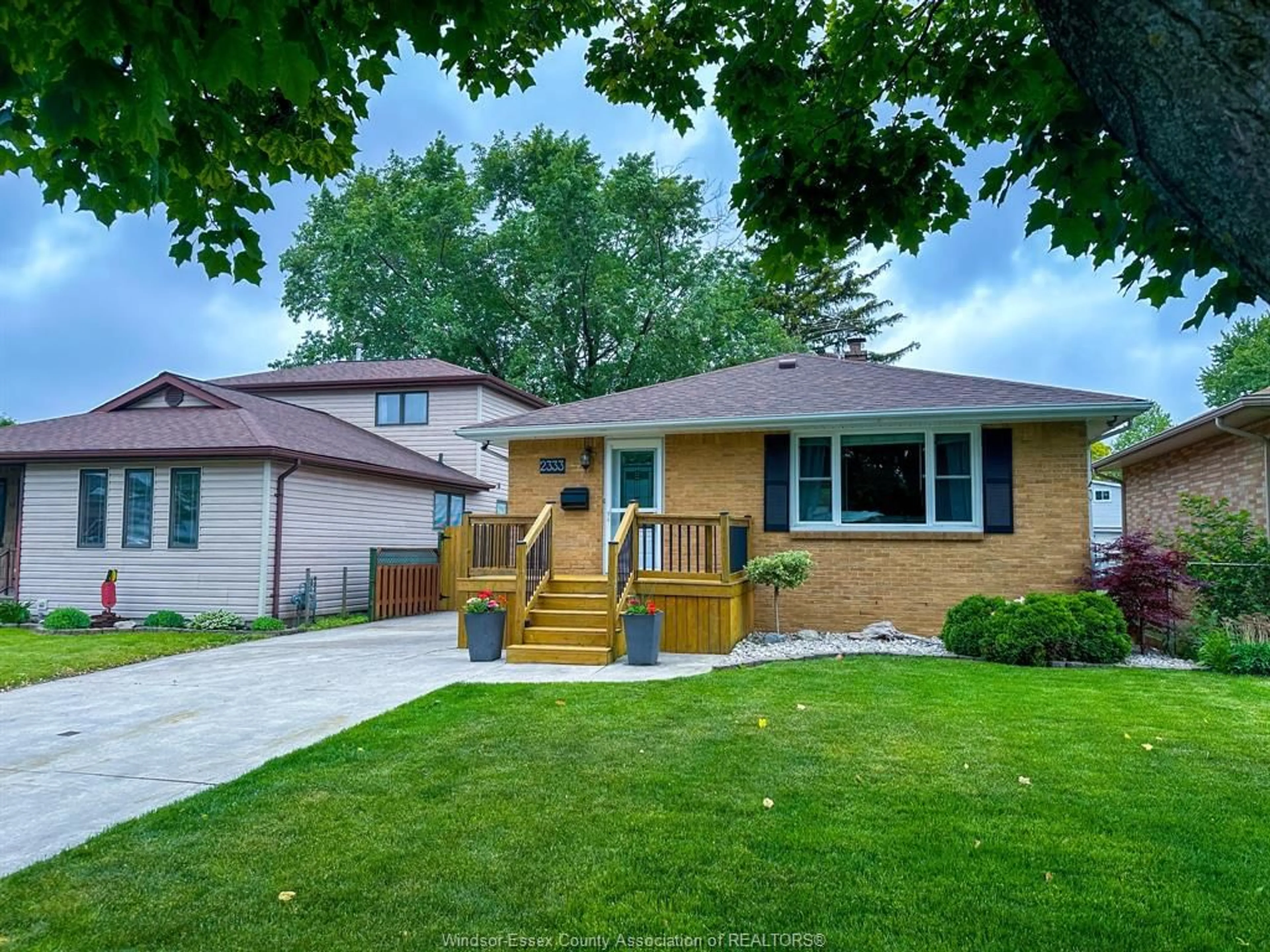 Home with brick exterior material, street for 2333 AUBIN, Windsor Ontario N8W 4L4
