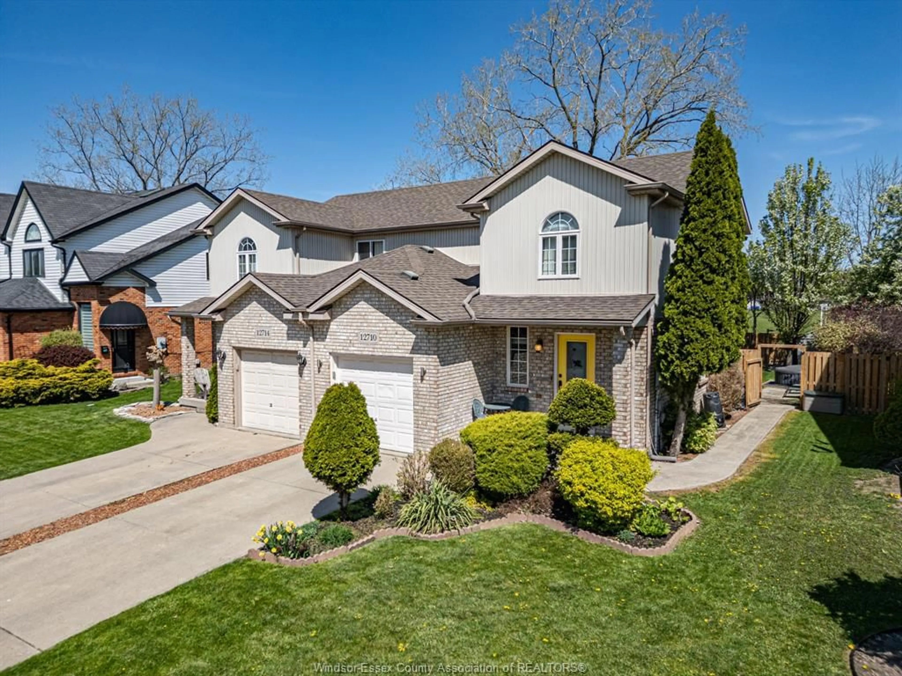 Home with brick exterior material, street for 12710 HORWOOD, Tecumseh Ontario N8N 4T8