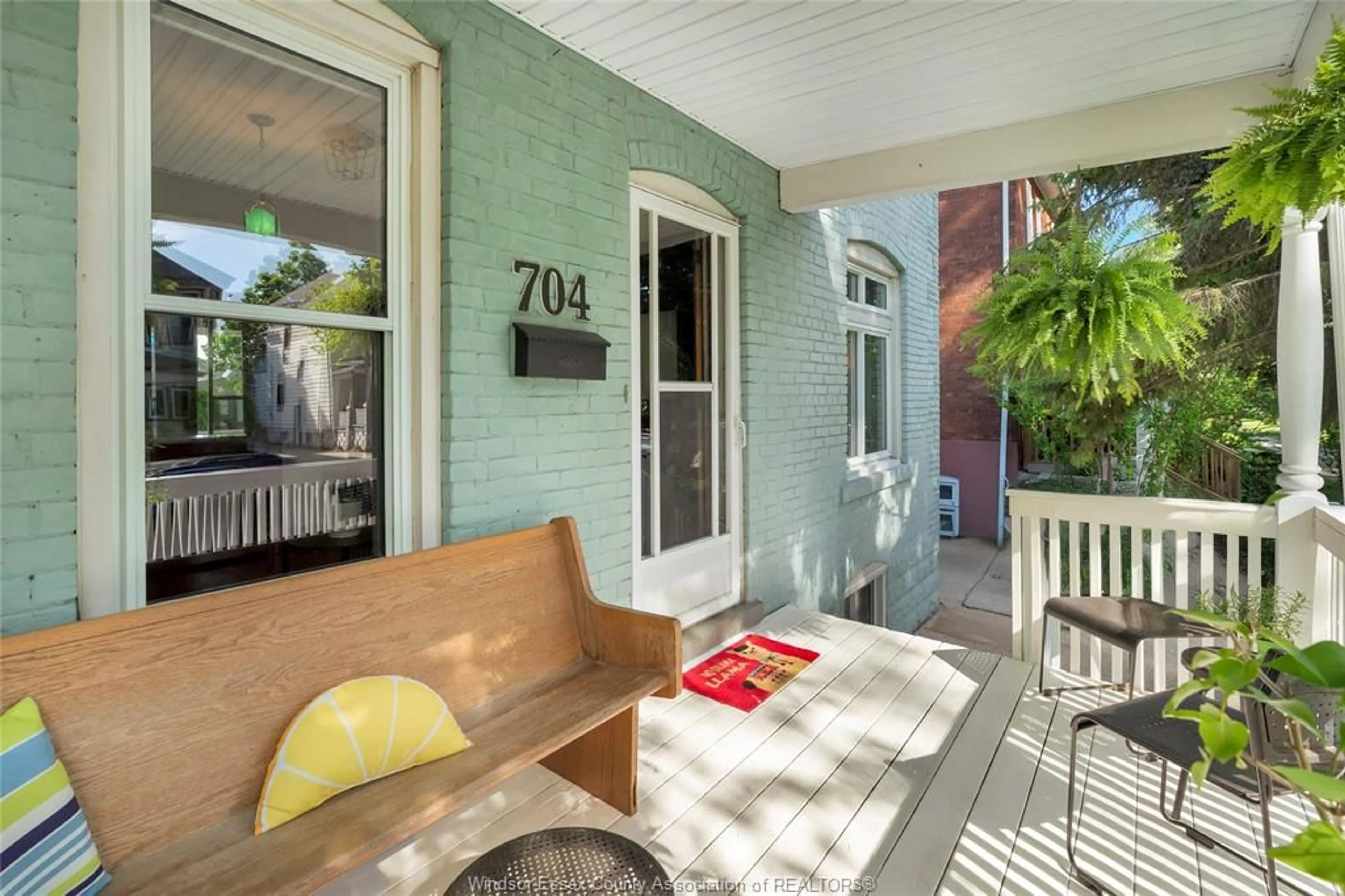 Patio, street for 704 WINDERMERE Rd, Windsor Ontario N8Y 3E1