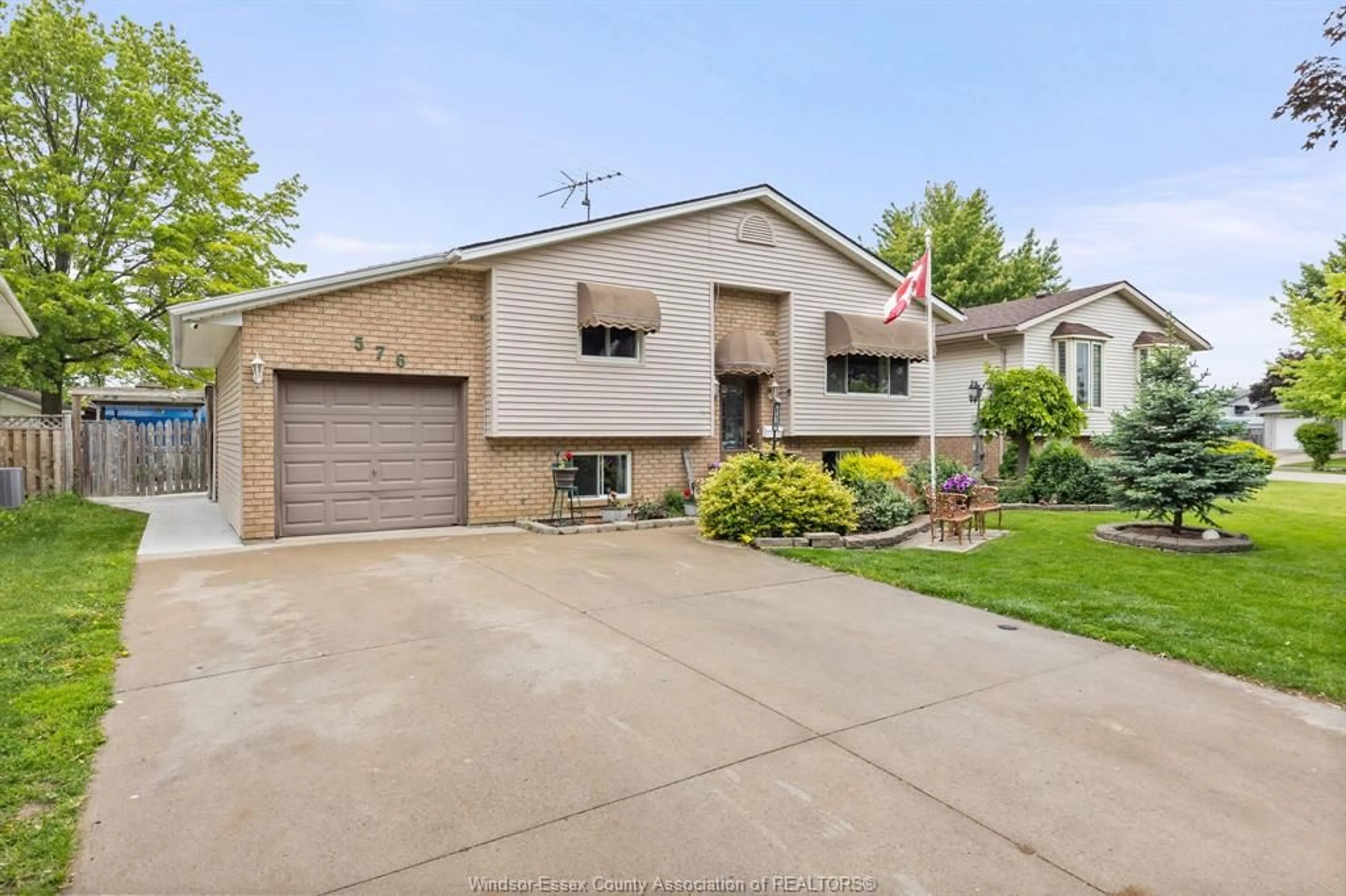 Unknown for 576 RICHMOND, Amherstburg Ontario N9V 3T9
