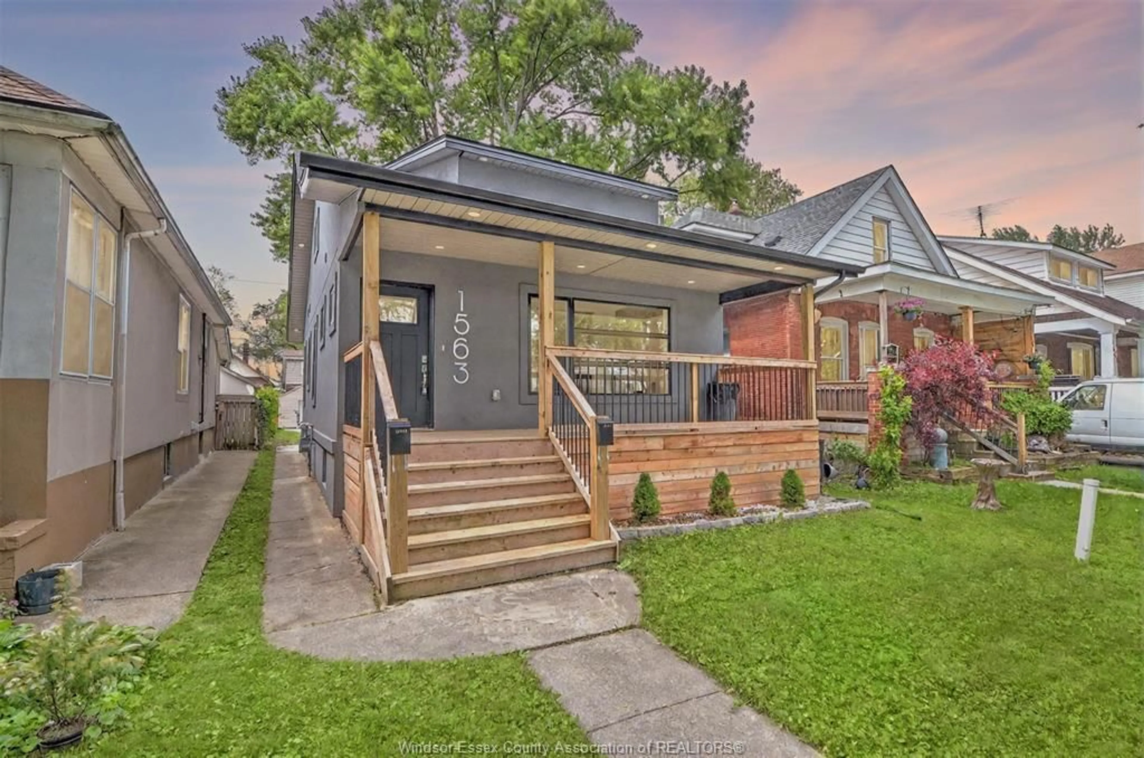 Home with brick exterior material, street for 1563 LINCOLN Rd, Windsor Ontario N8Y 2J3