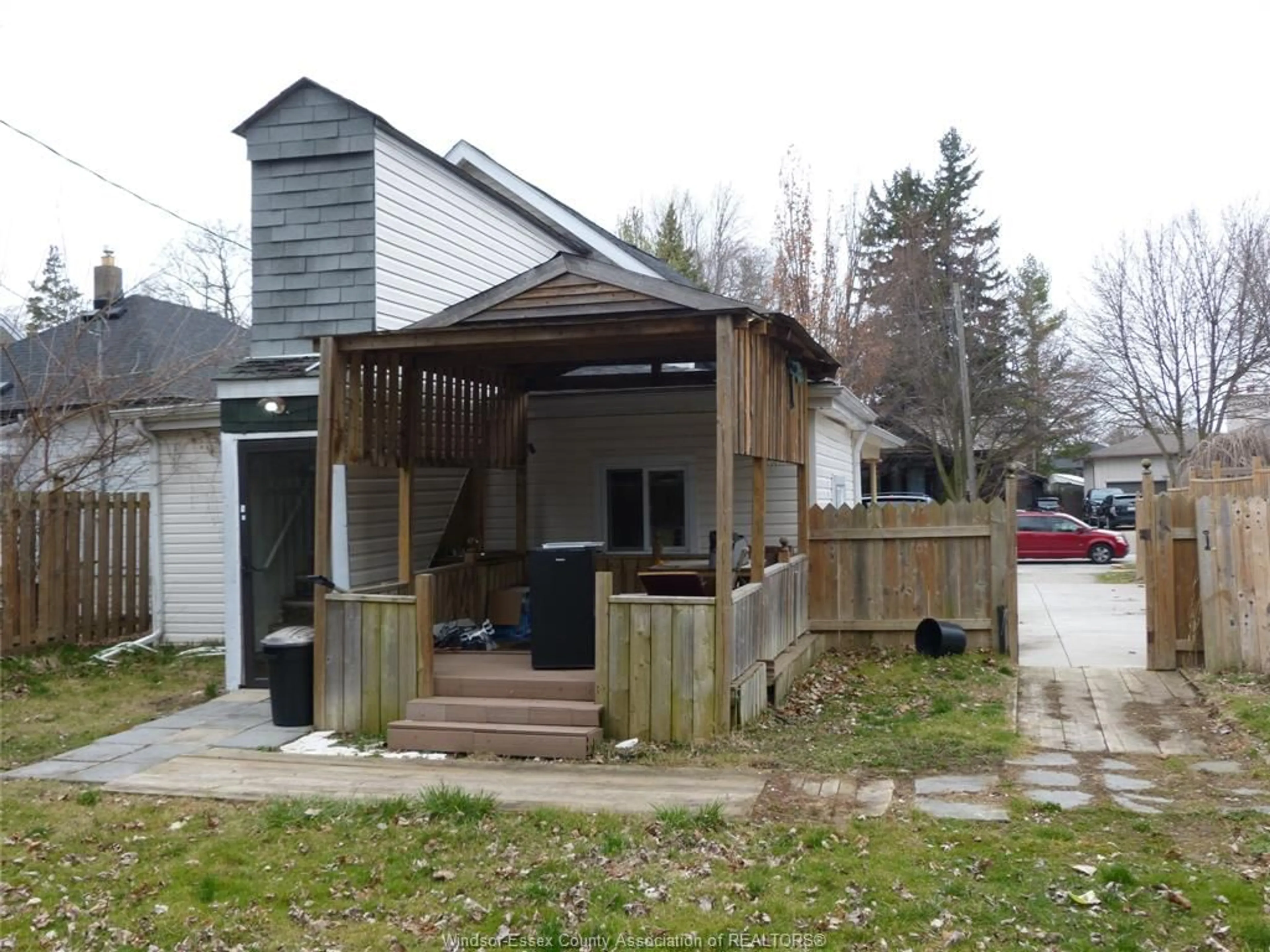 Shed for 46 MARLBOROUGH St, Leamington Ontario N8H 1W7