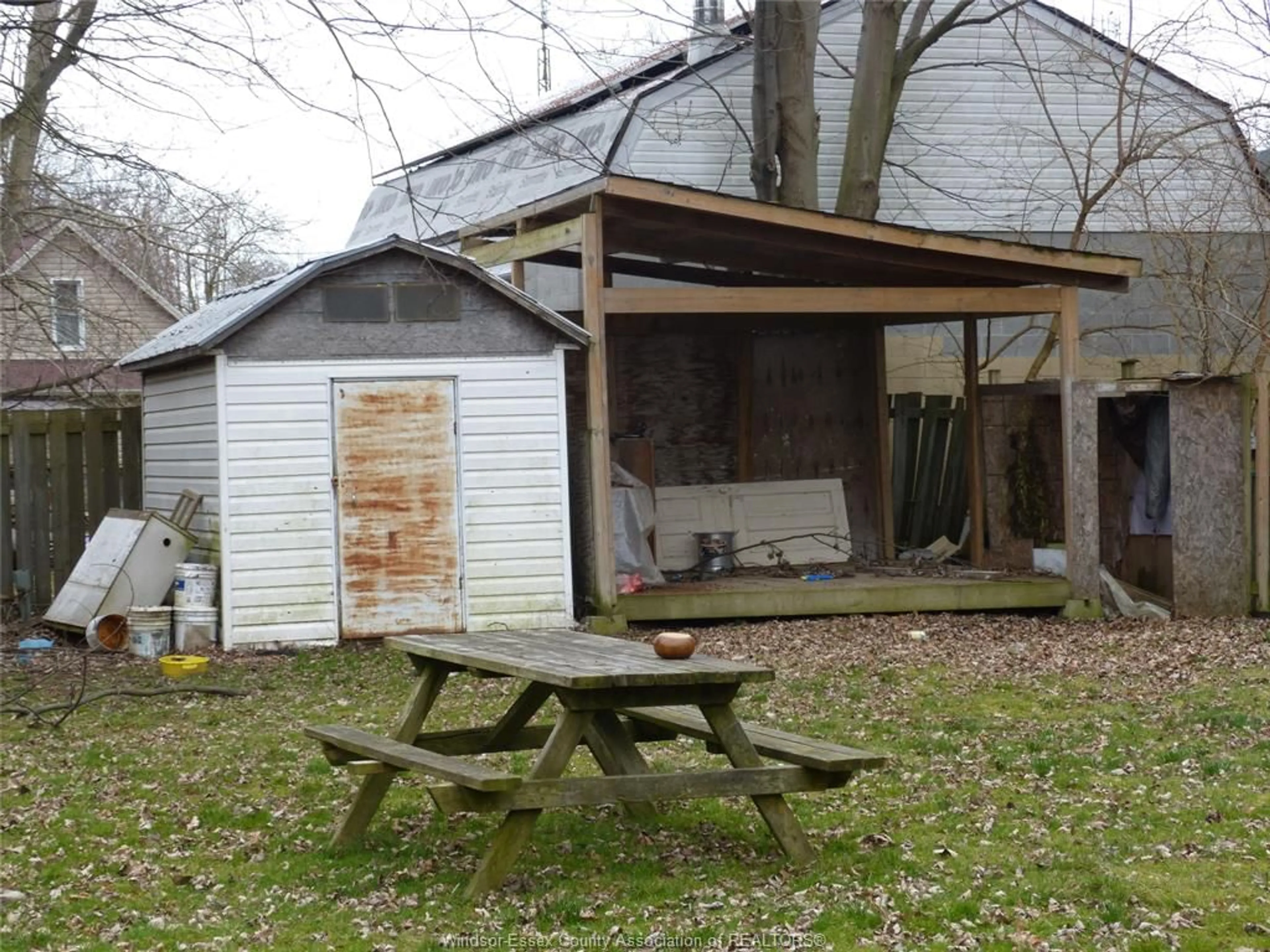 Shed for 46 MARLBOROUGH St, Leamington Ontario N8H 1W7