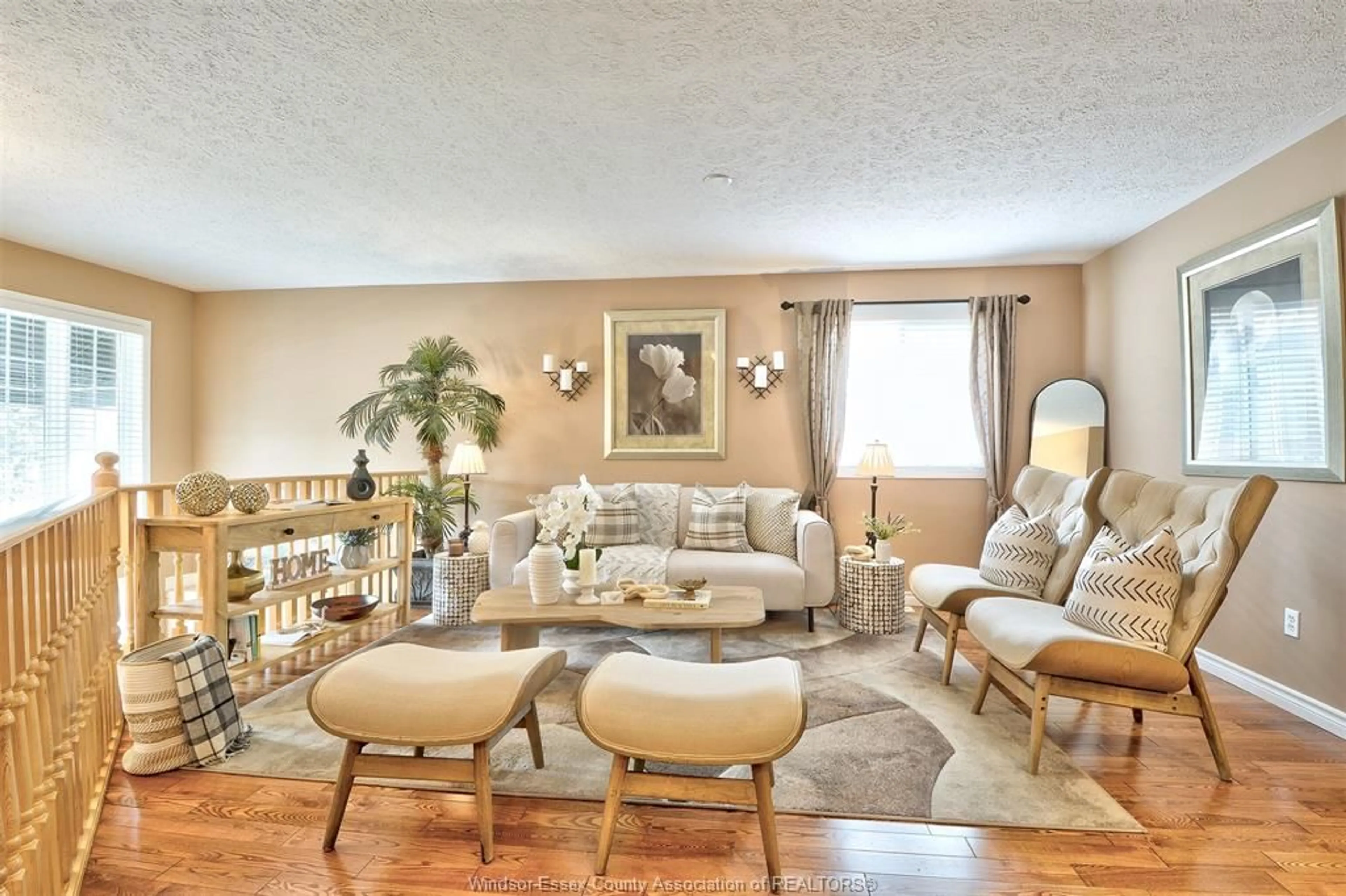 Living room with furniture, unknown for 836 MICHAEL Dr, Tecumseh Ontario N8N 5A3