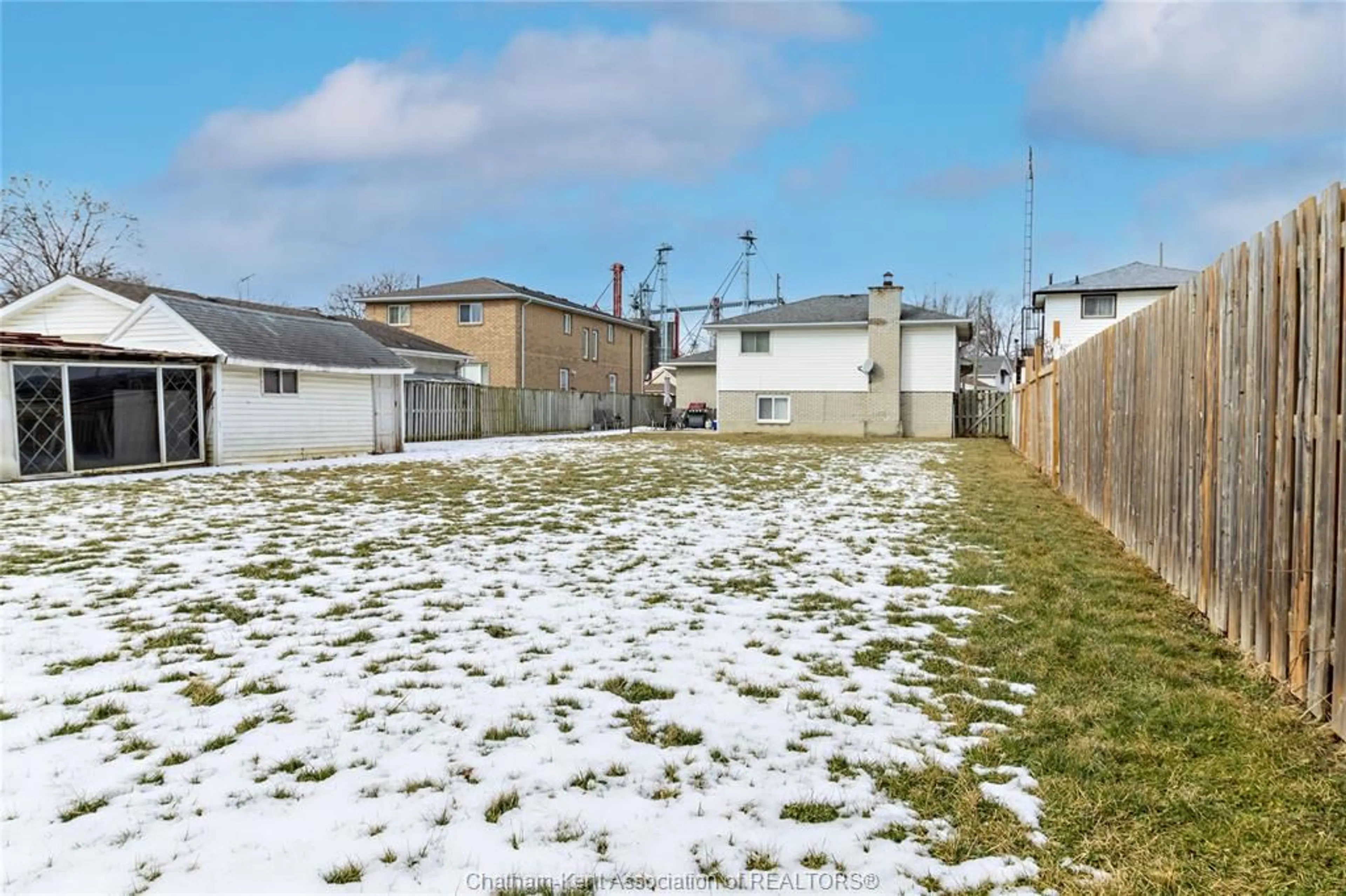 Unknown for 282 PARK Ave, Chatham Ontario N7M 3V9