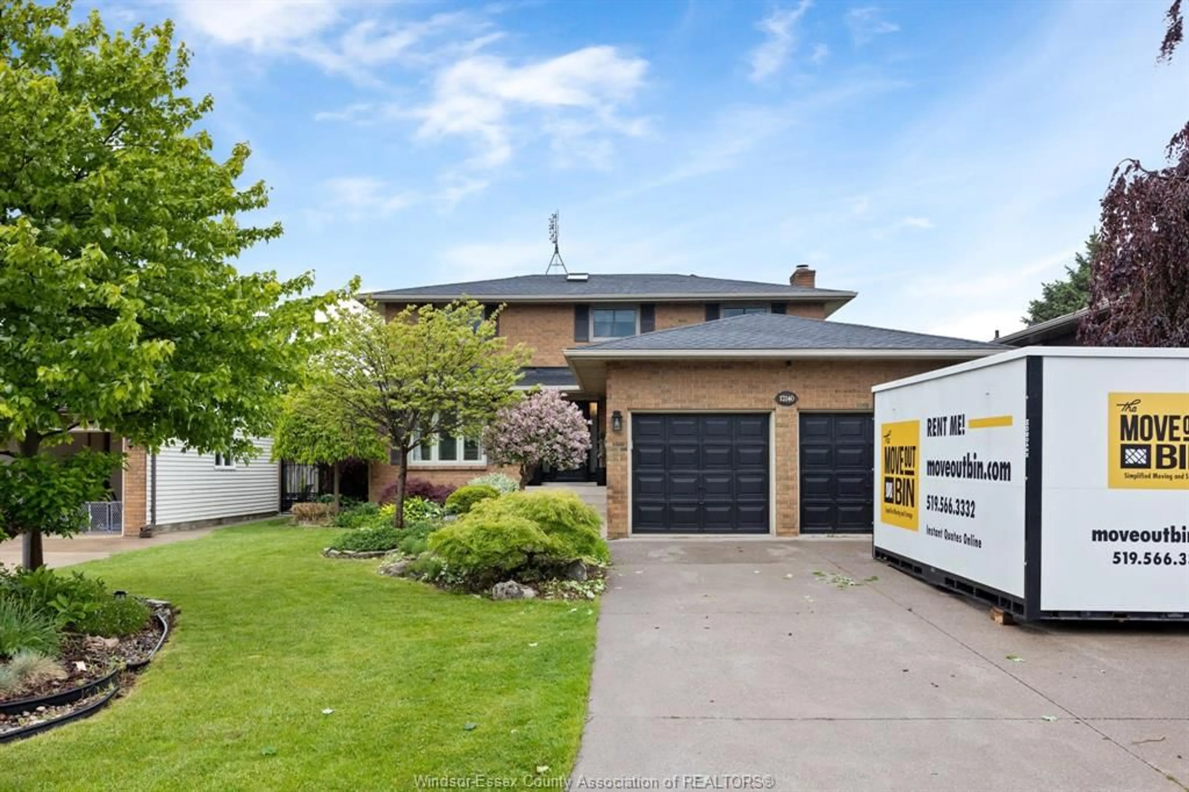 A pic from outside/outdoor area/front of a property/back of a property/a pic from drone, street for 12140 BAILLARGEON, Tecumseh Ontario N8N 3Z9