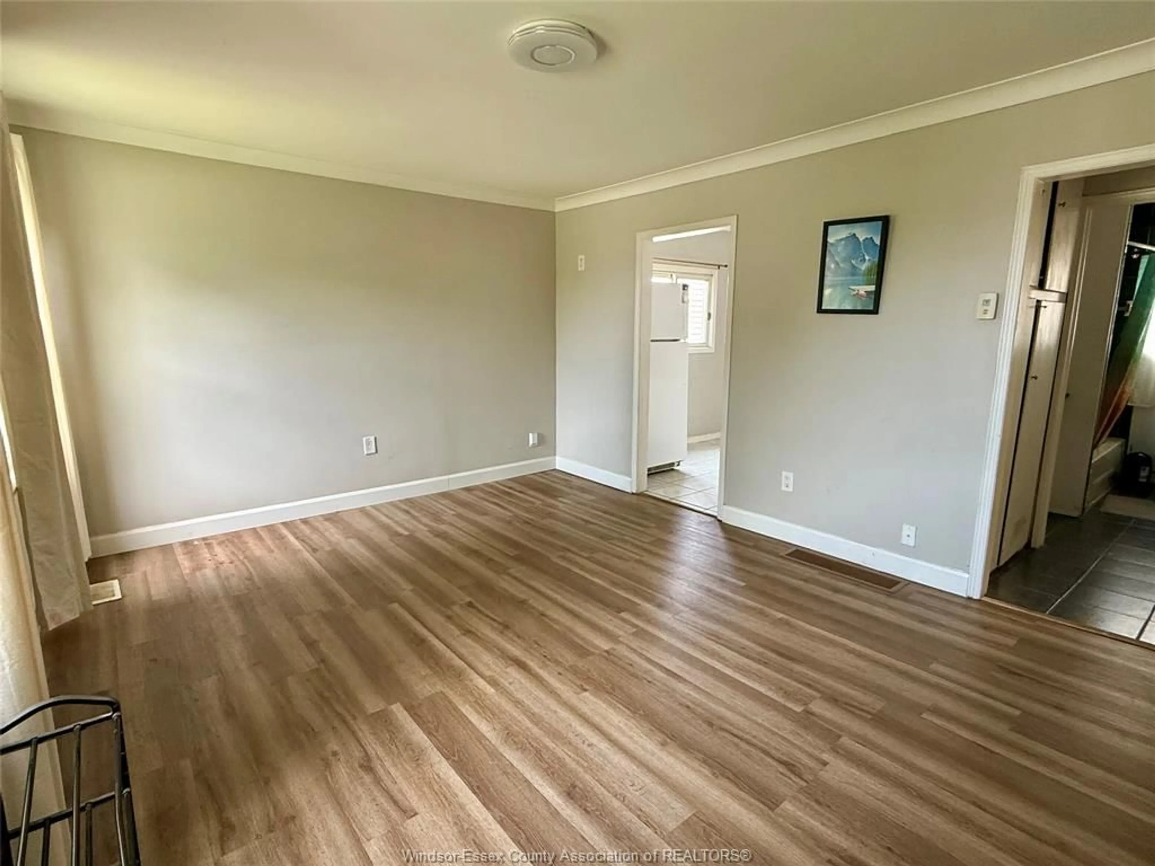 A pic of a room for 1326 Central Ave, Windsor Ontario N8Y 3V4