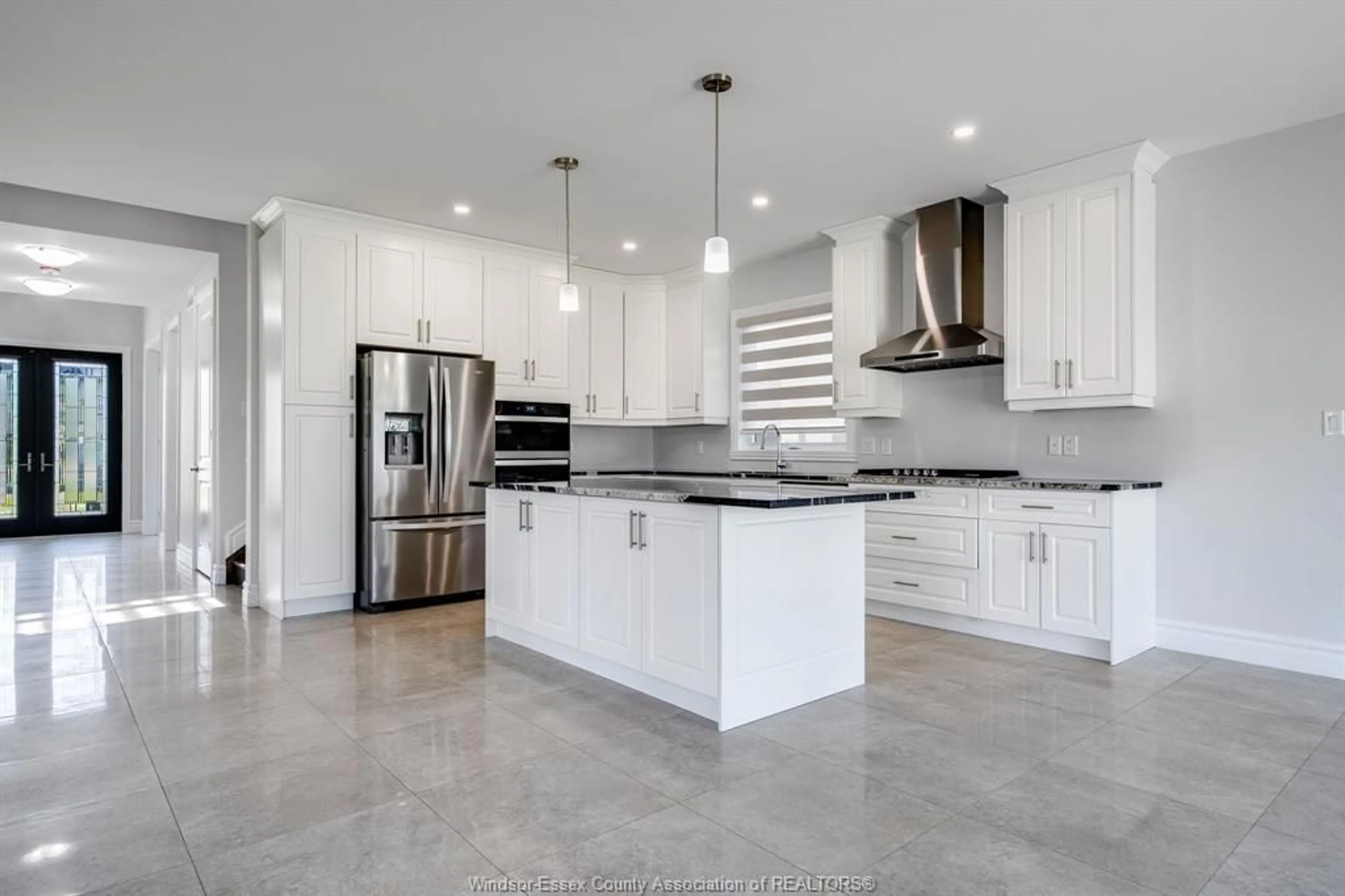 Open concept kitchen, ceramic/tile floor for 210 COWAN Crt, Amherstburg Ontario N9V 0G9