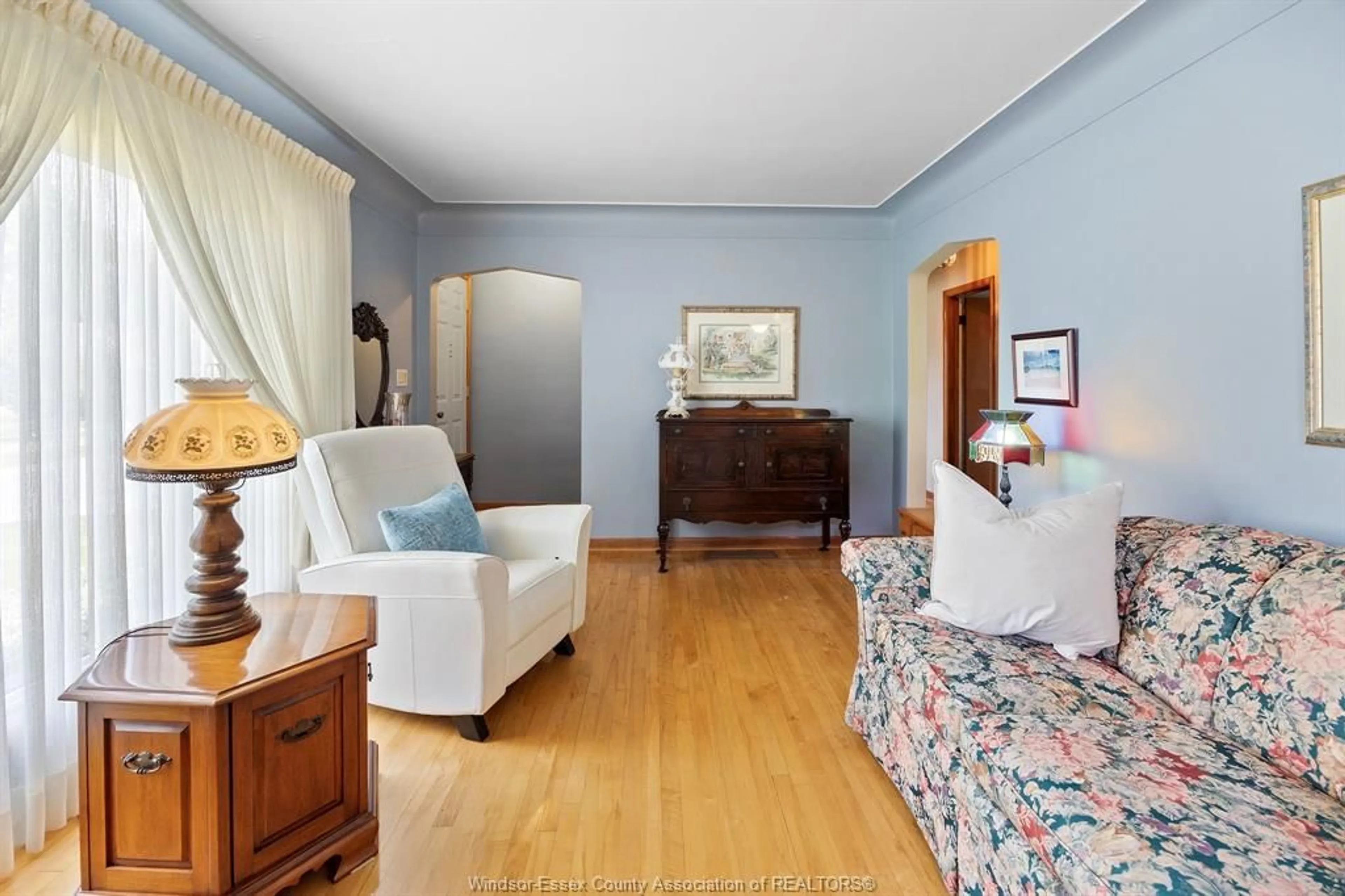 Living room with furniture, unknown for 1215 FAIRVIEW, Windsor Ontario N8S 3E8