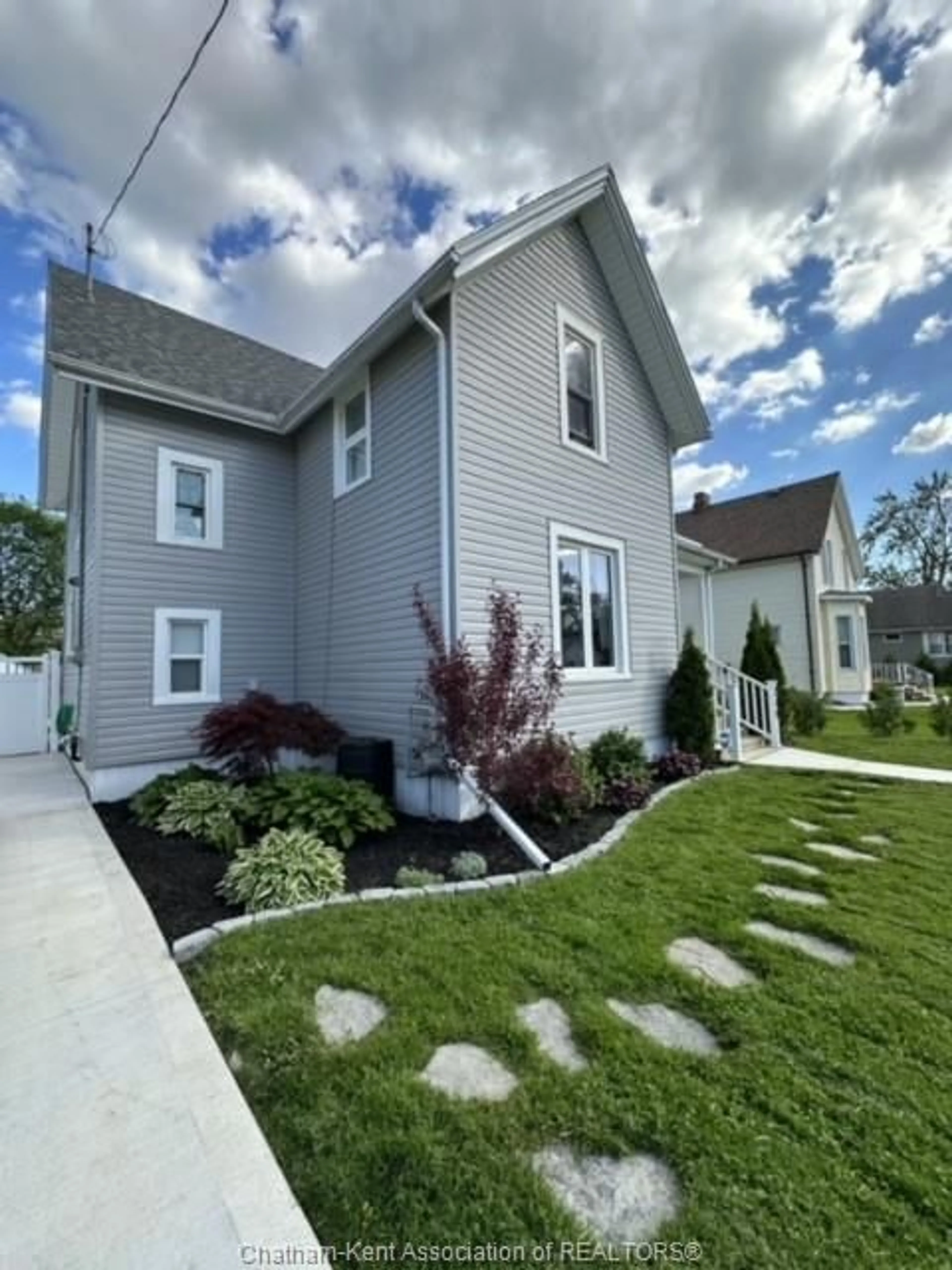 Home with vinyl exterior material, street for 248 Selkirk St, Chatham Ontario N7L 1Z6