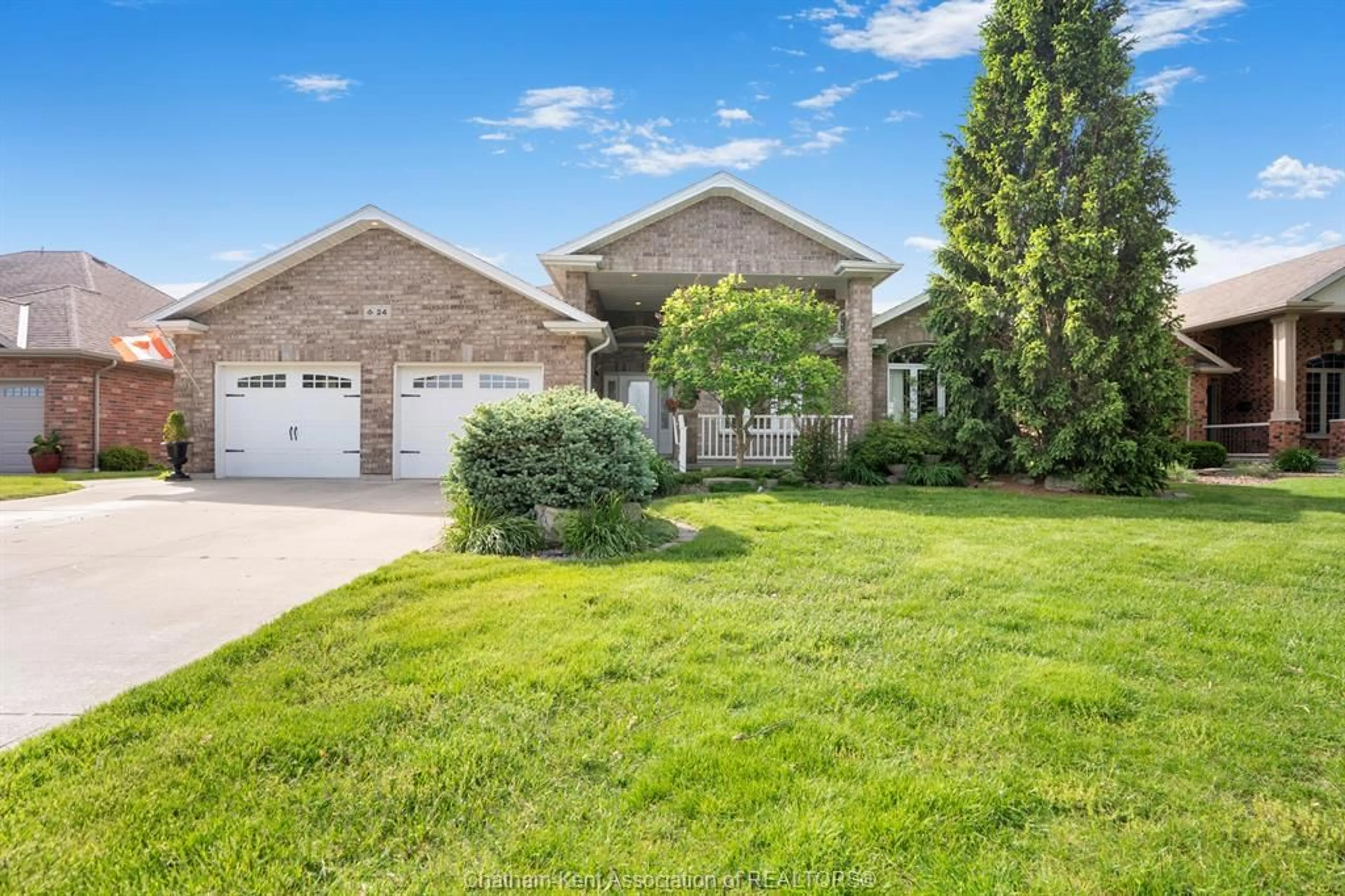 Home with brick exterior material, water/lake/river/ocean view for 24 VALENCIA Dr, Chatham Ontario N7L 0A9