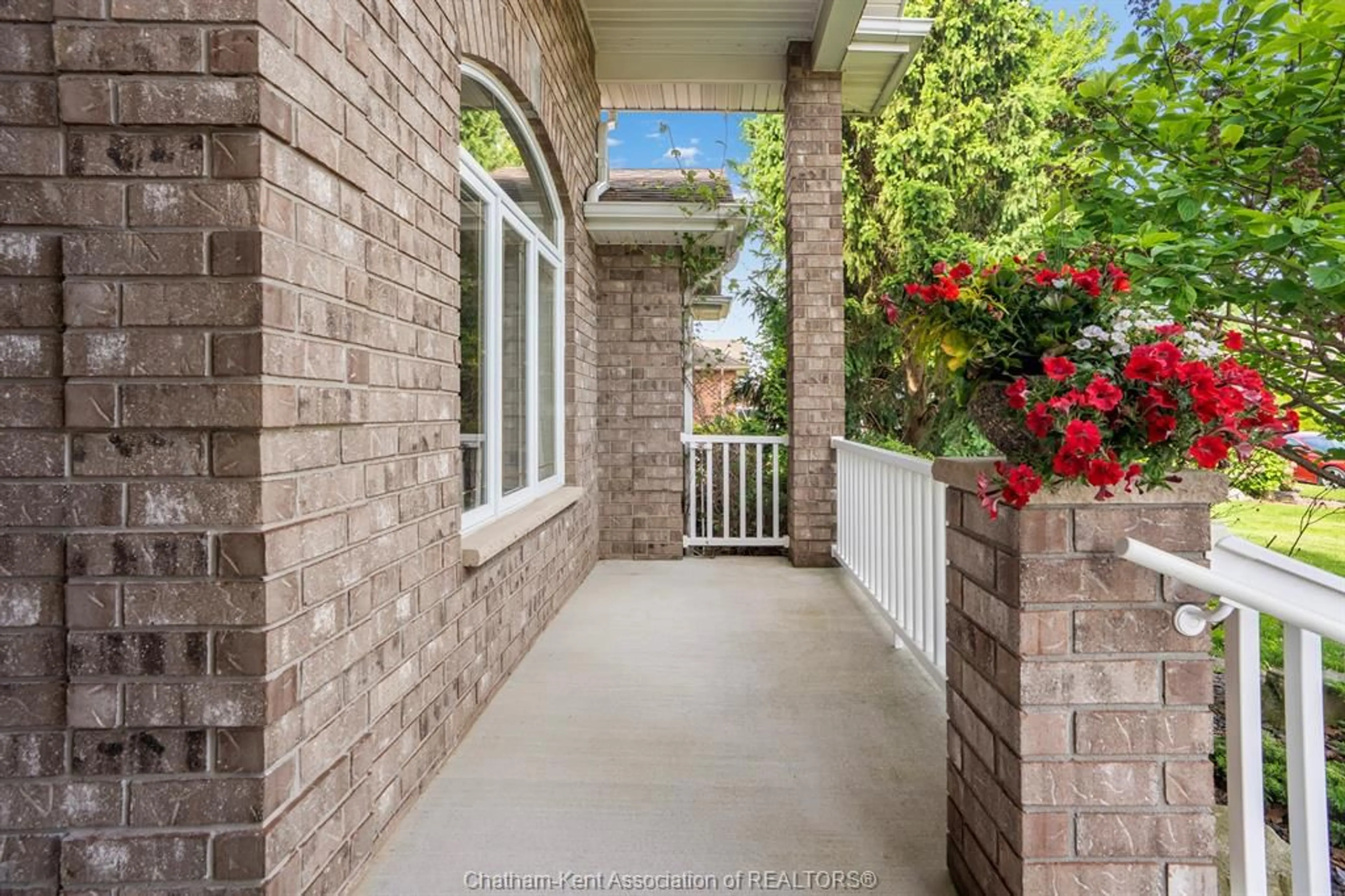 Unknown for 24 VALENCIA Dr, Chatham Ontario N7L 0A9