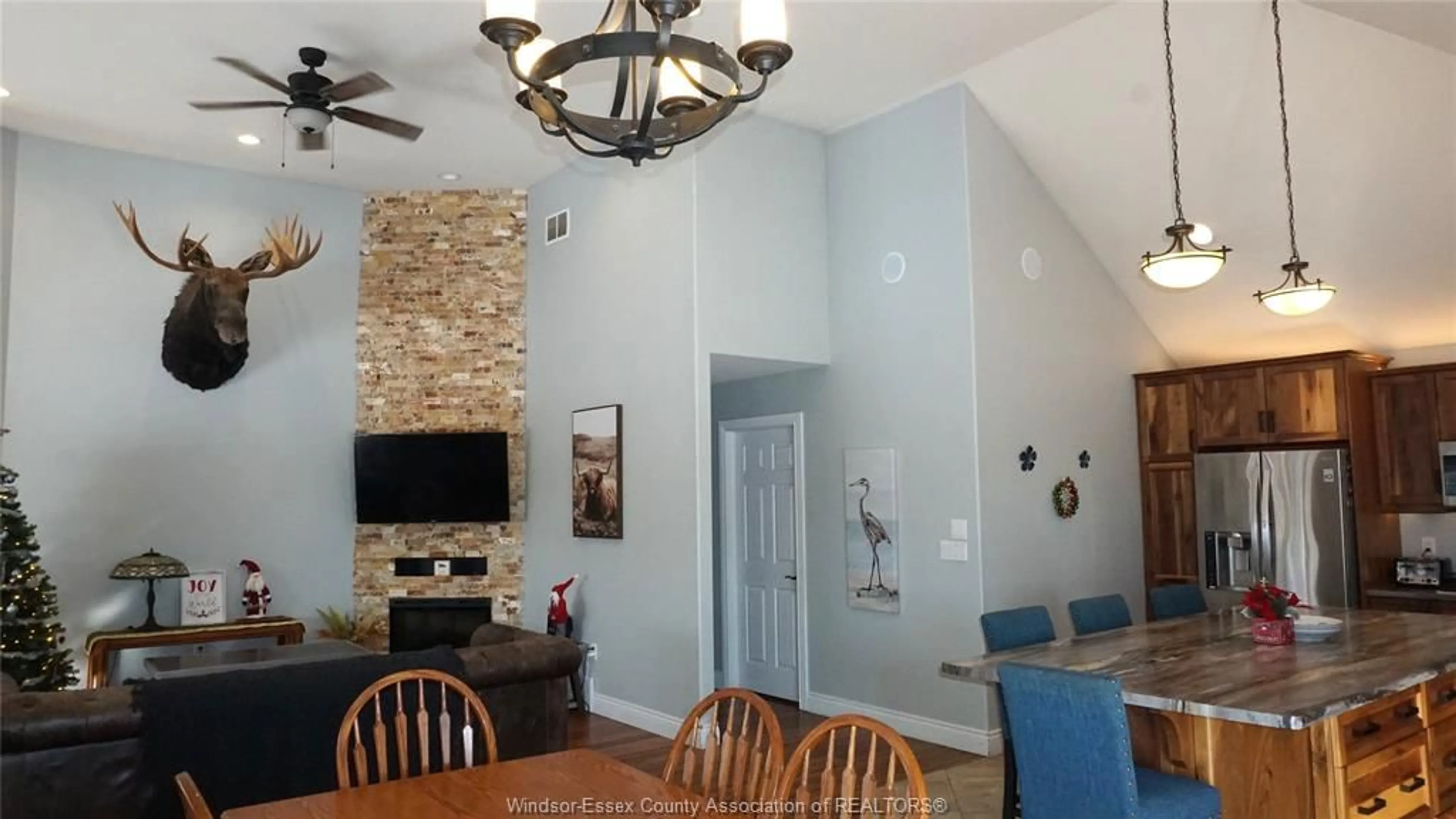 Dining room, unknown for 2125 FRONT, Amherstburg Ontario N9V 3R3