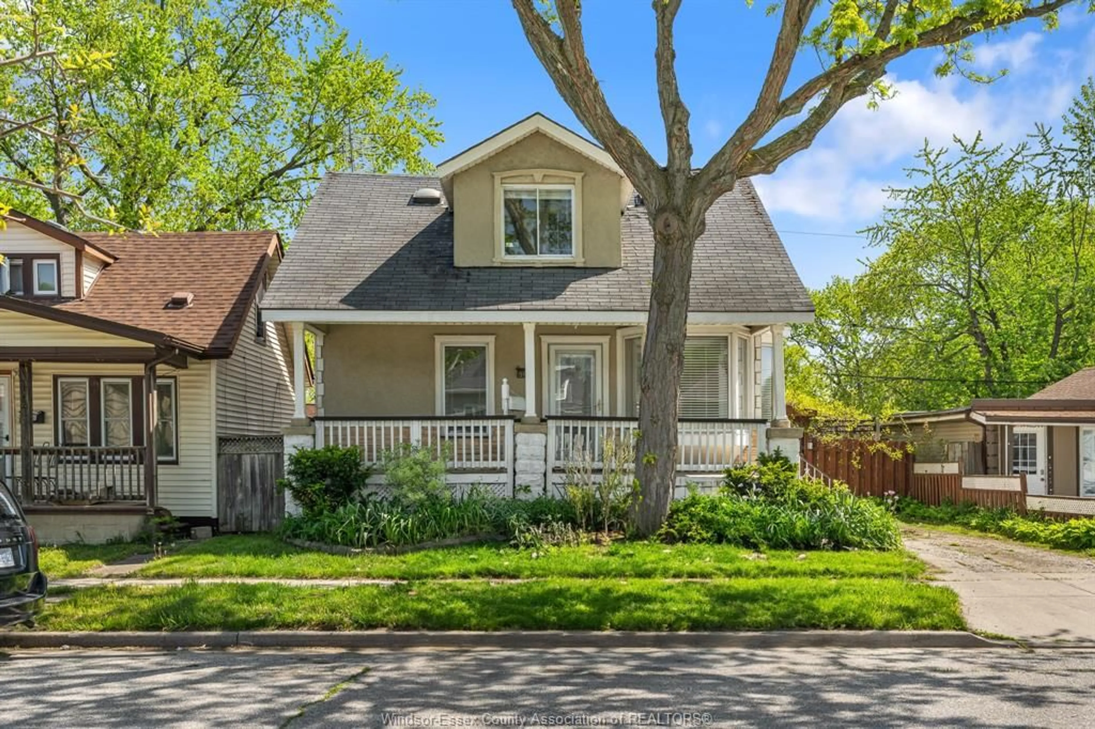 Home with vinyl exterior material, street for 898 JOS JANISSE Ave, Windsor Ontario N8Y 3A8