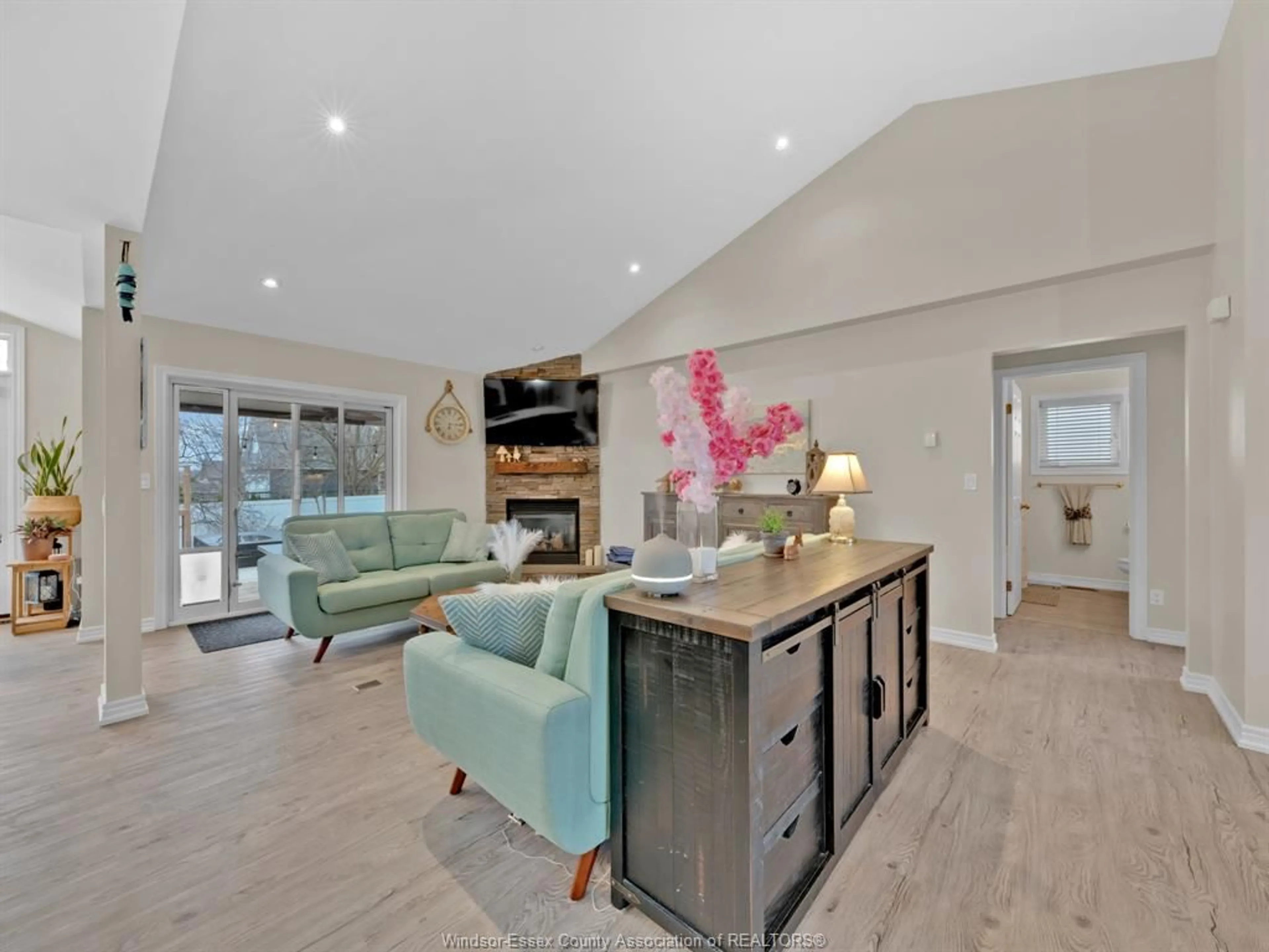 Open concept kitchen, unknown for 132 PRINCE ALBERT St, Kingsville Ontario N9Y 1J7