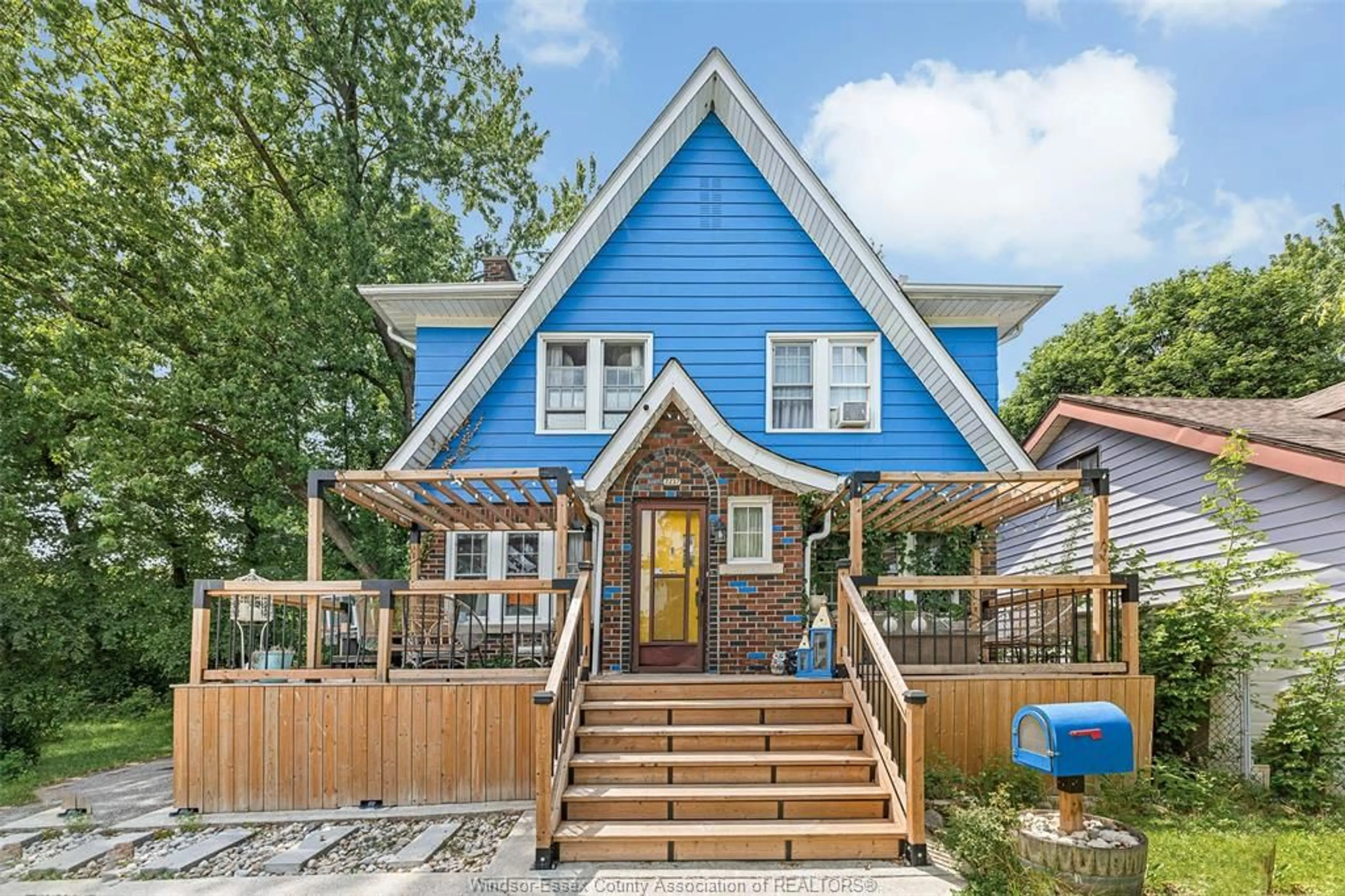 Home with brick exterior material, street for 2237 CHURCH, Windsor Ontario N8X 1W1