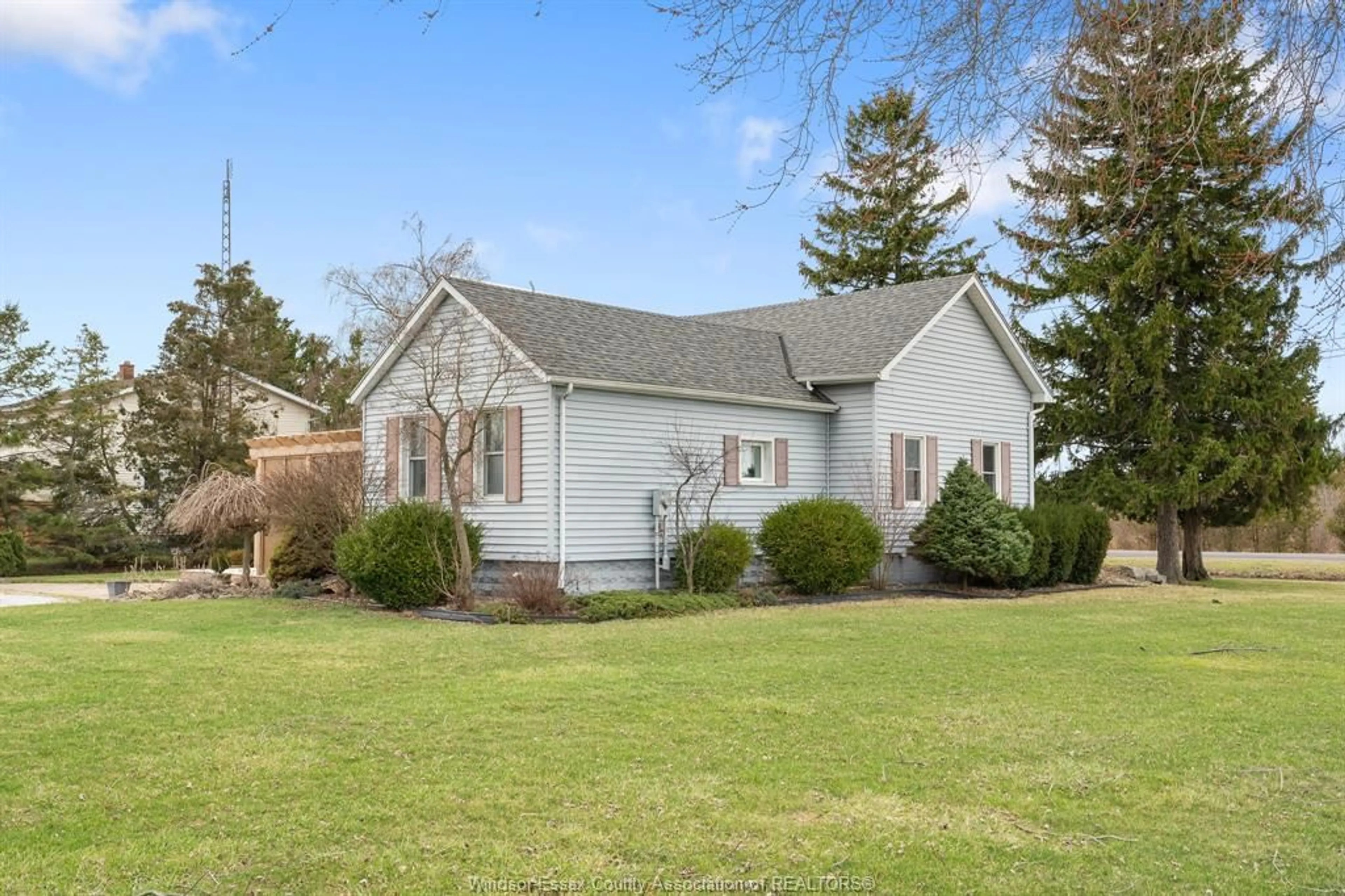 Unknown for 1300 Mersea Road B, Leamington Ontario N8H 3V7