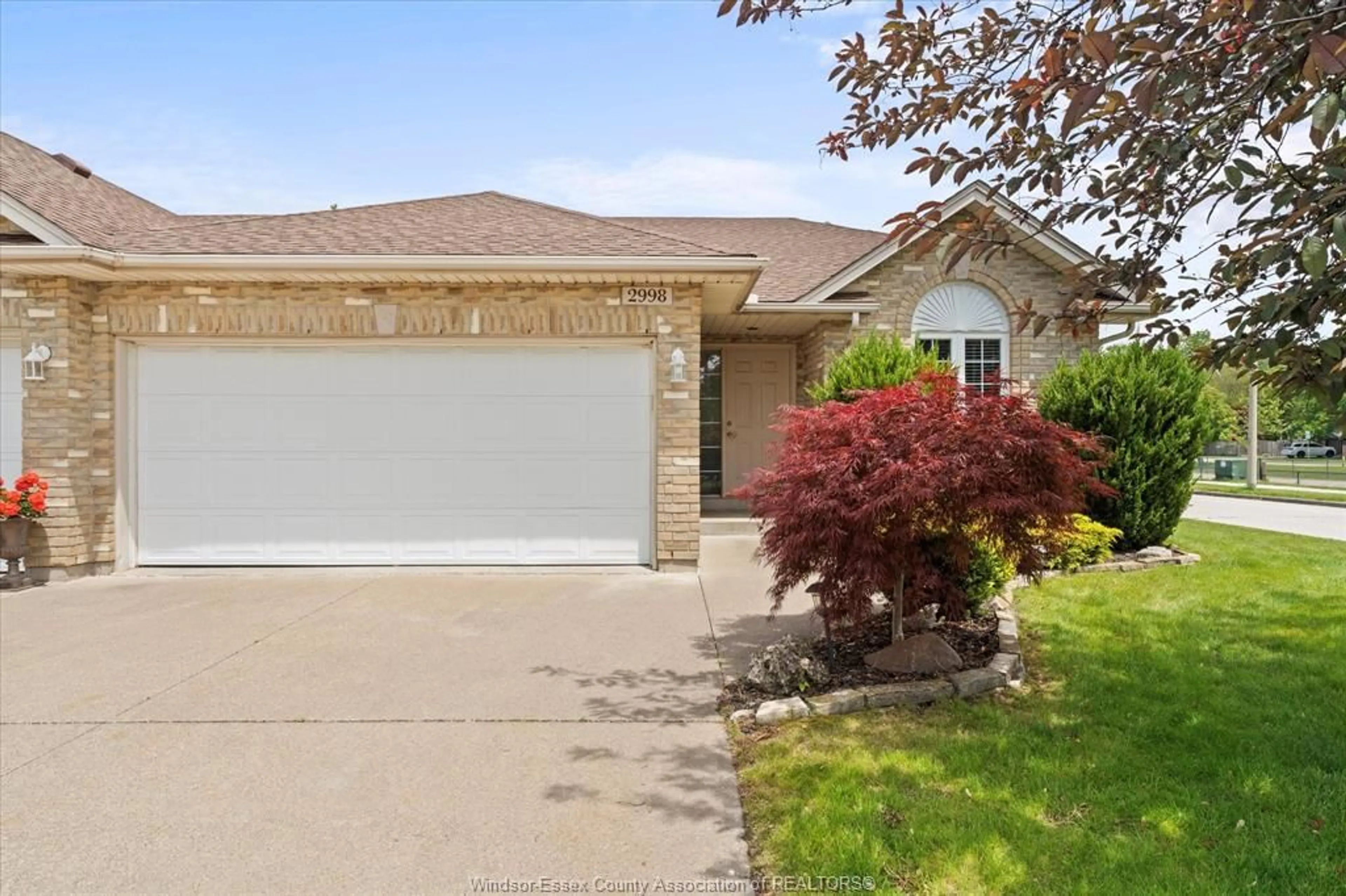 Home with brick exterior material, street for 2998 VIRGINIA PARK Ave, Windsor Ontario N9E 4X7
