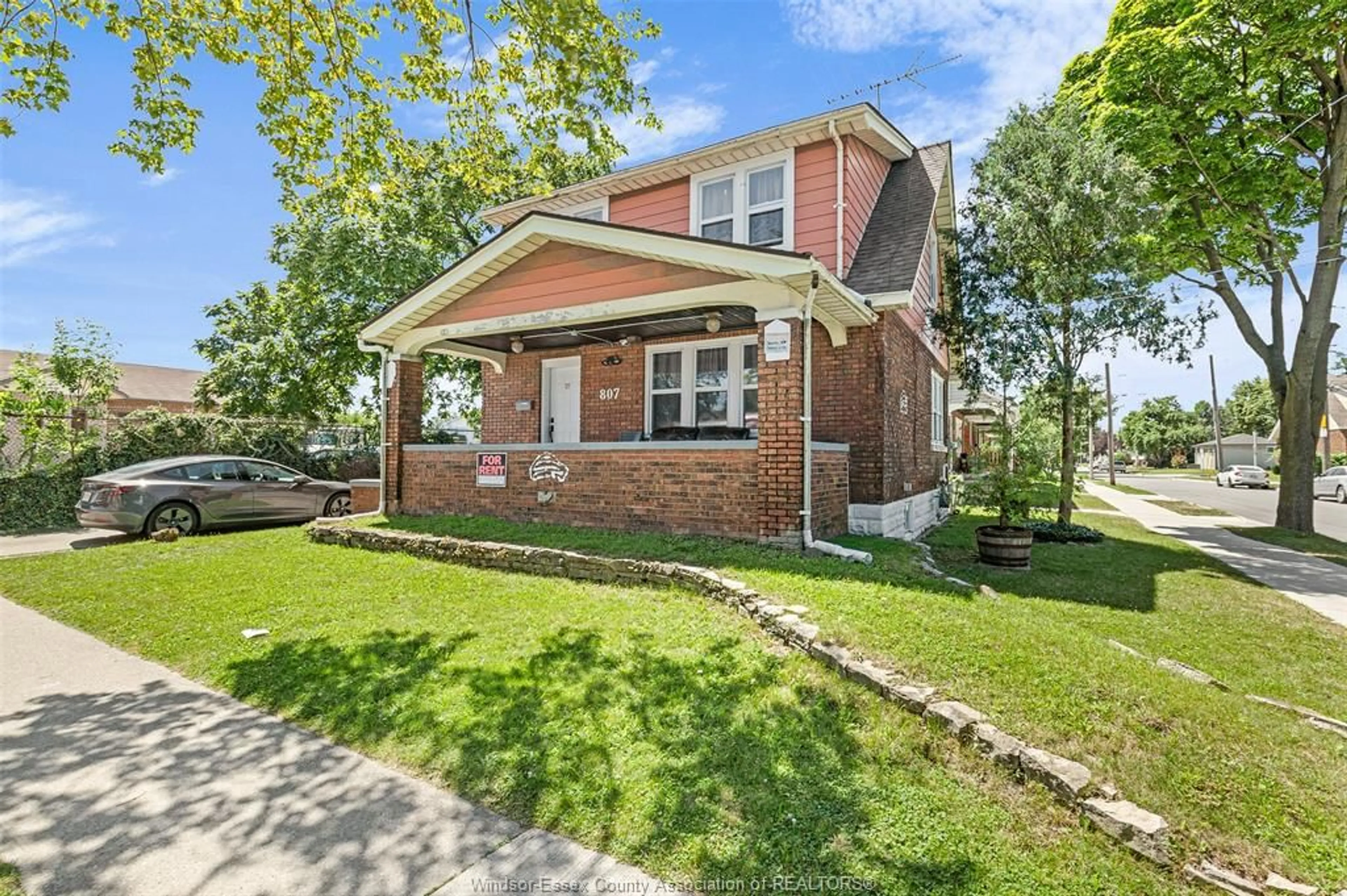 Home with brick exterior material, street for 807 CAMPBELL AVE, Windsor Ontario N9B 2H8