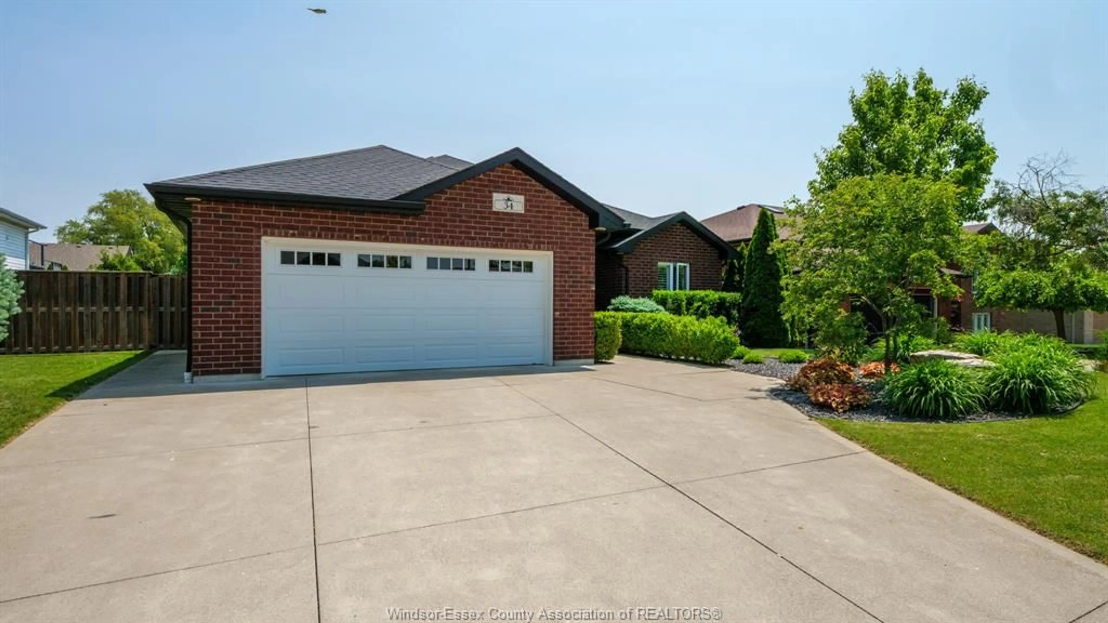 Unknown for 34 MARTIN Cres, Amherstburg Ontario N9V 4B7