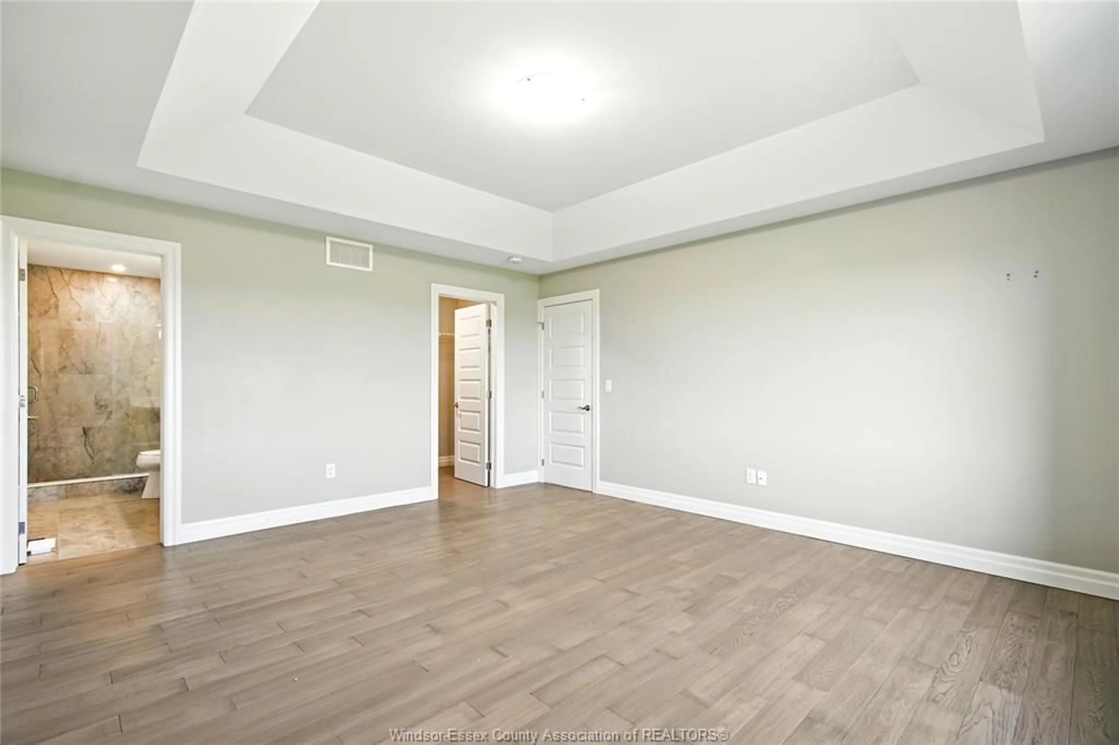 A pic of a room for 165 LANE St, Essex Ontario N8M 2X6