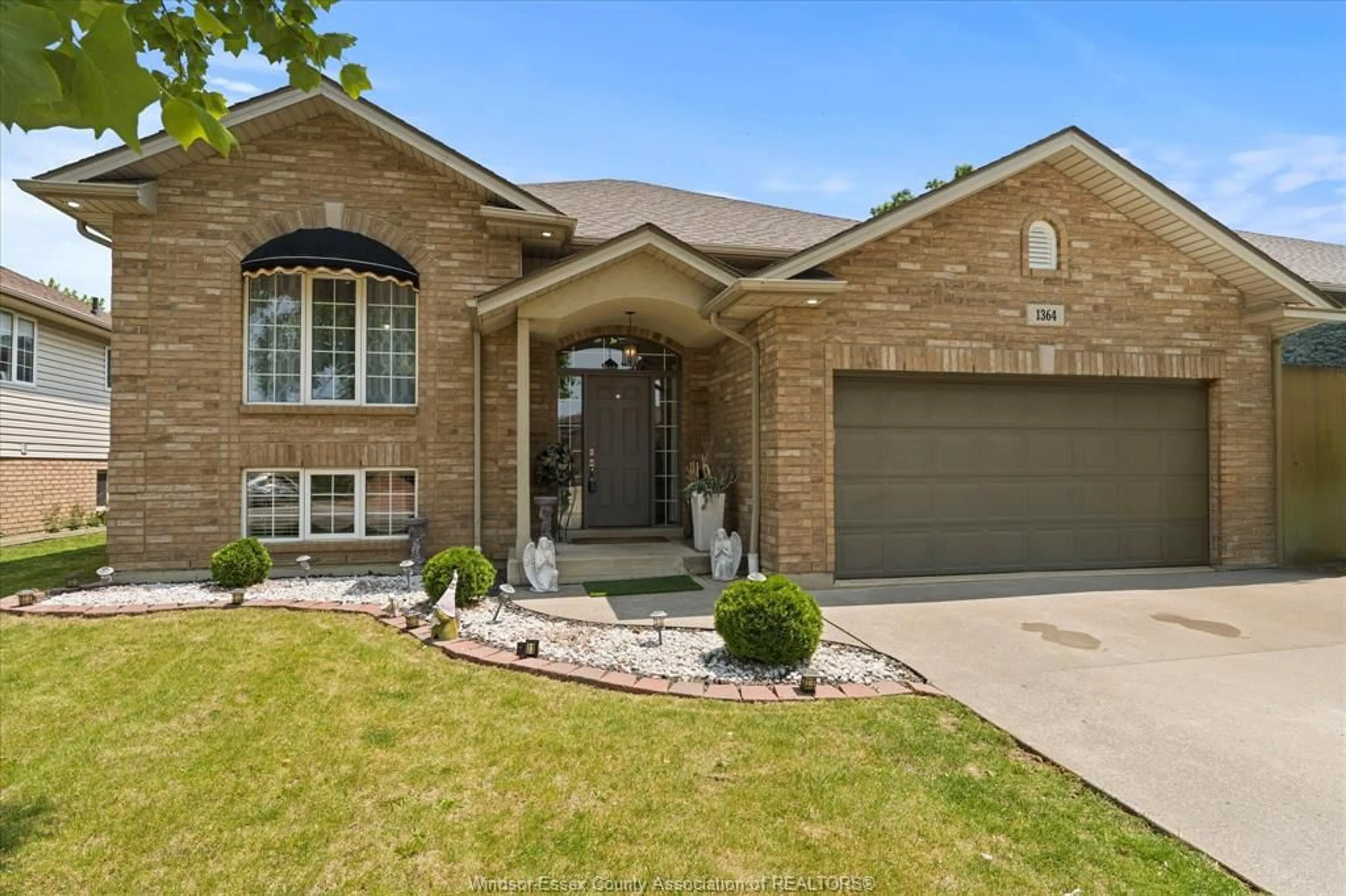 Home with brick exterior material, street for 1364 CLOVER Ave, Windsor Ontario N8P 1R2