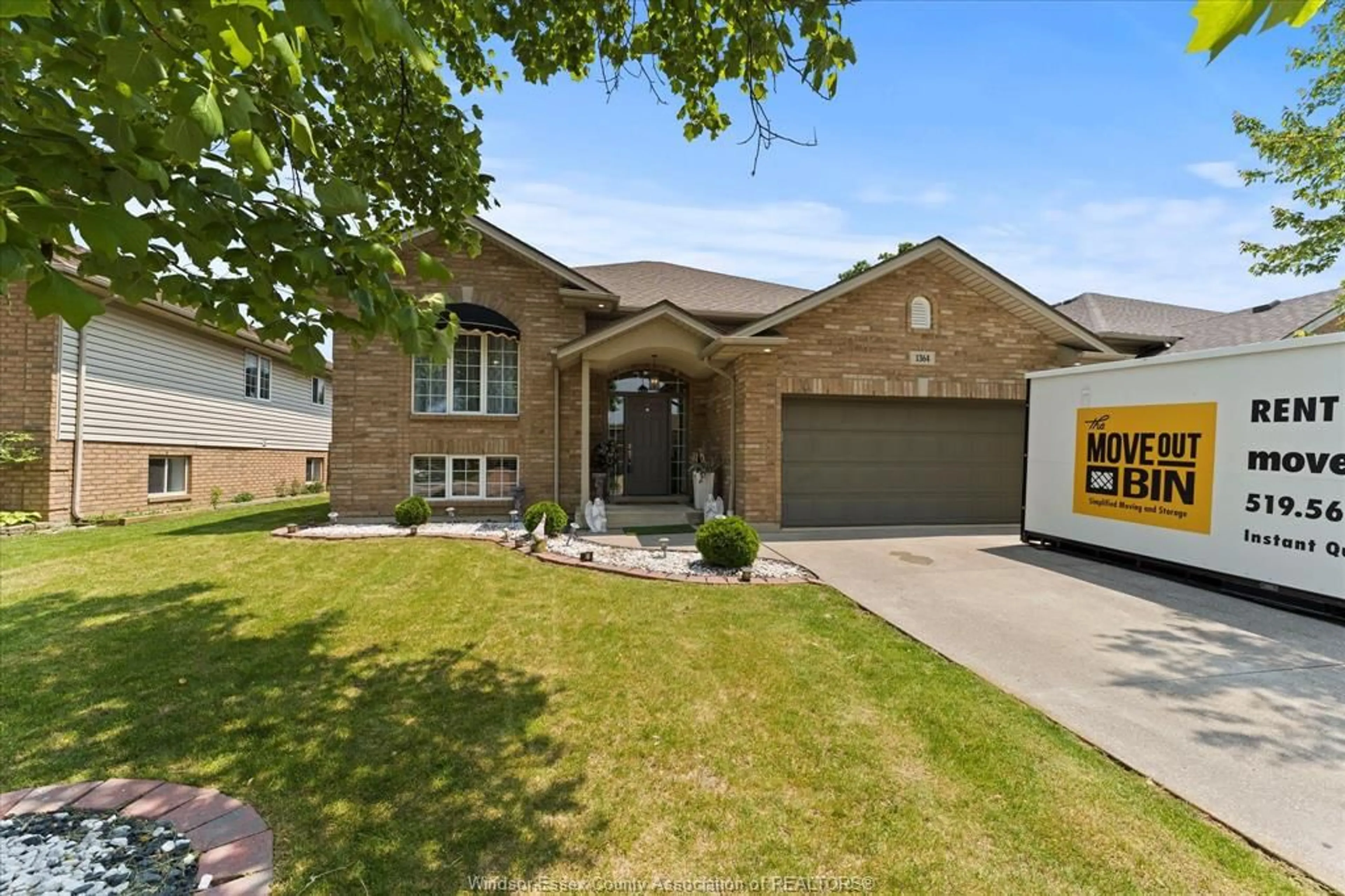 Home with brick exterior material, street for 1364 CLOVER Ave, Windsor Ontario N8P 1R2