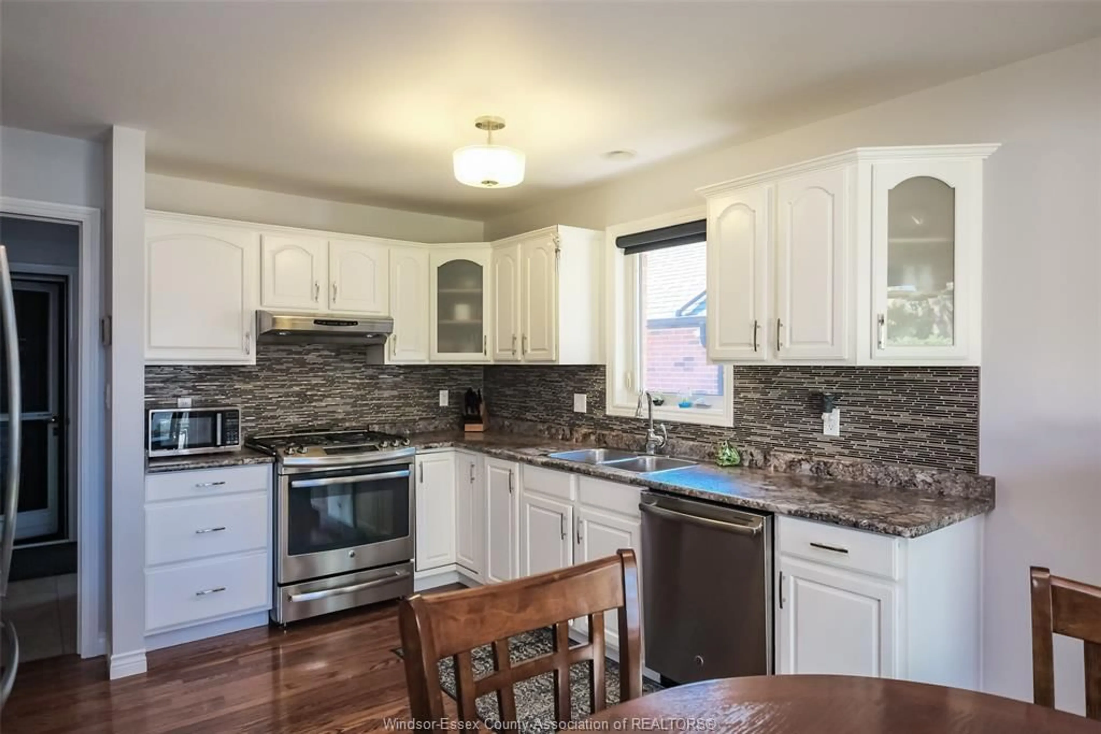 Open concept kitchen, unknown for 569 GRONDIN Ave, LaSalle Ontario N9J 1C5