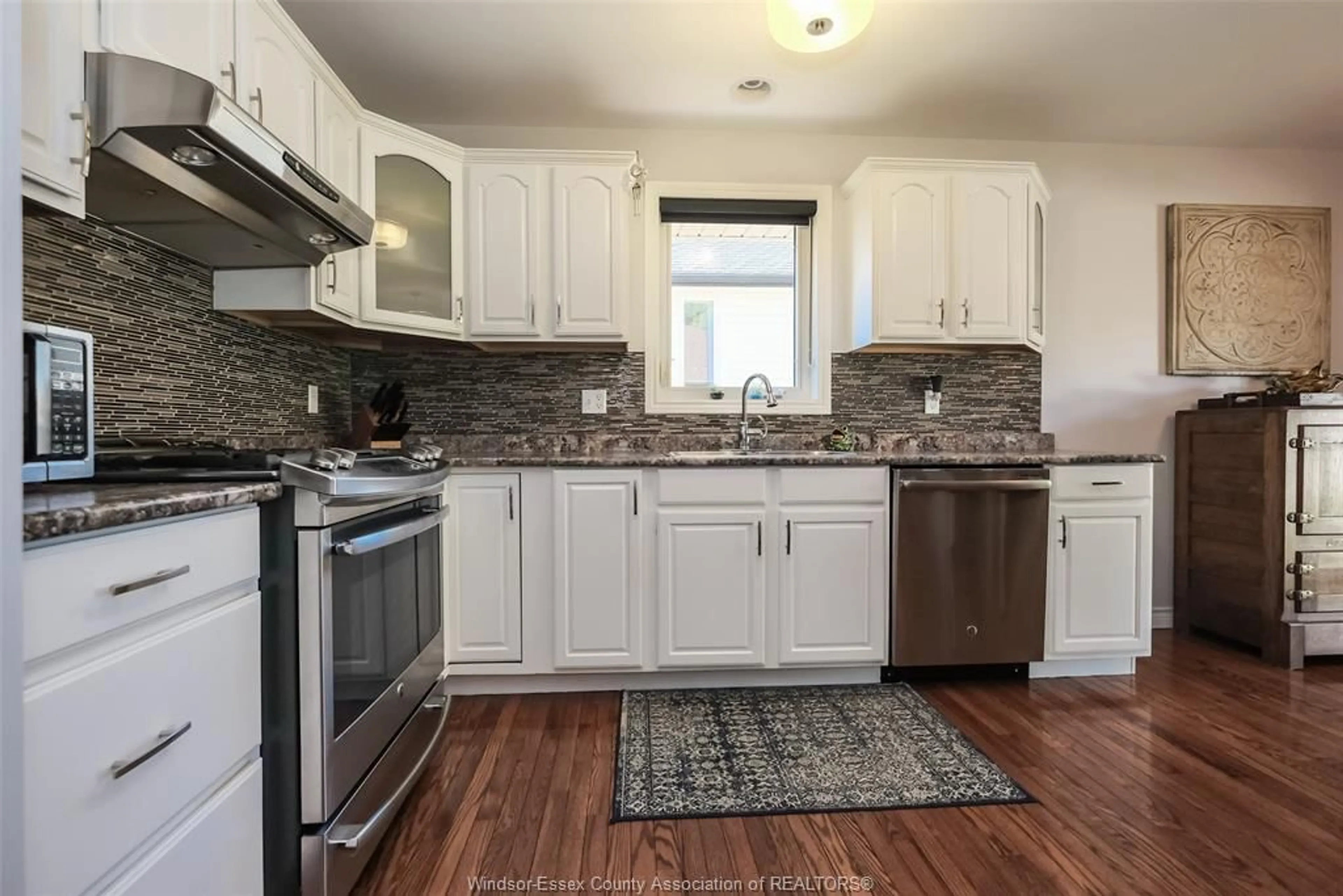 Open concept kitchen, unknown for 569 GRONDIN Ave, LaSalle Ontario N9J 1C5