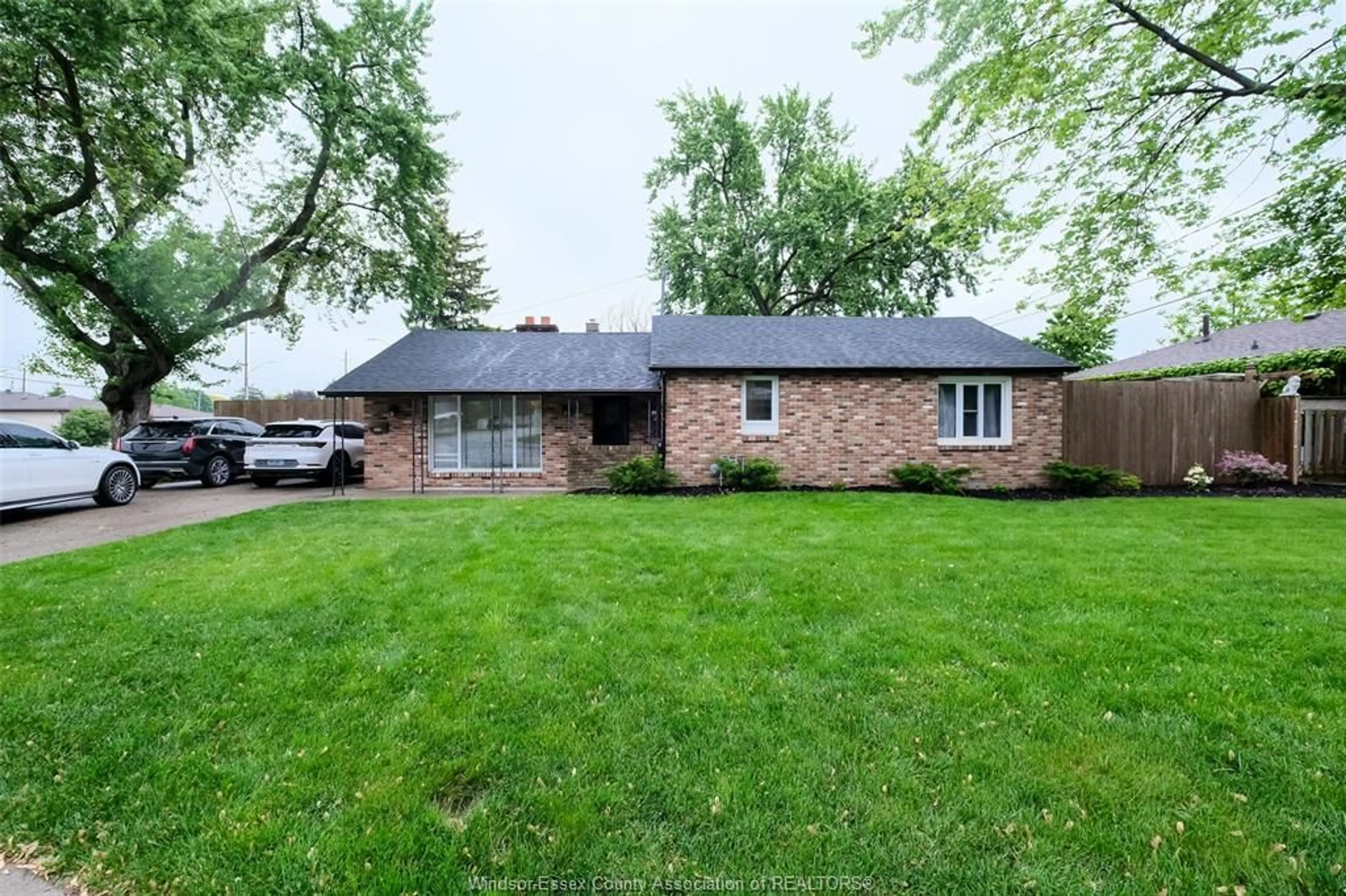 Home with brick exterior material, street for 7875 ST. ROSE, Windsor Ontario N8S 1Z2