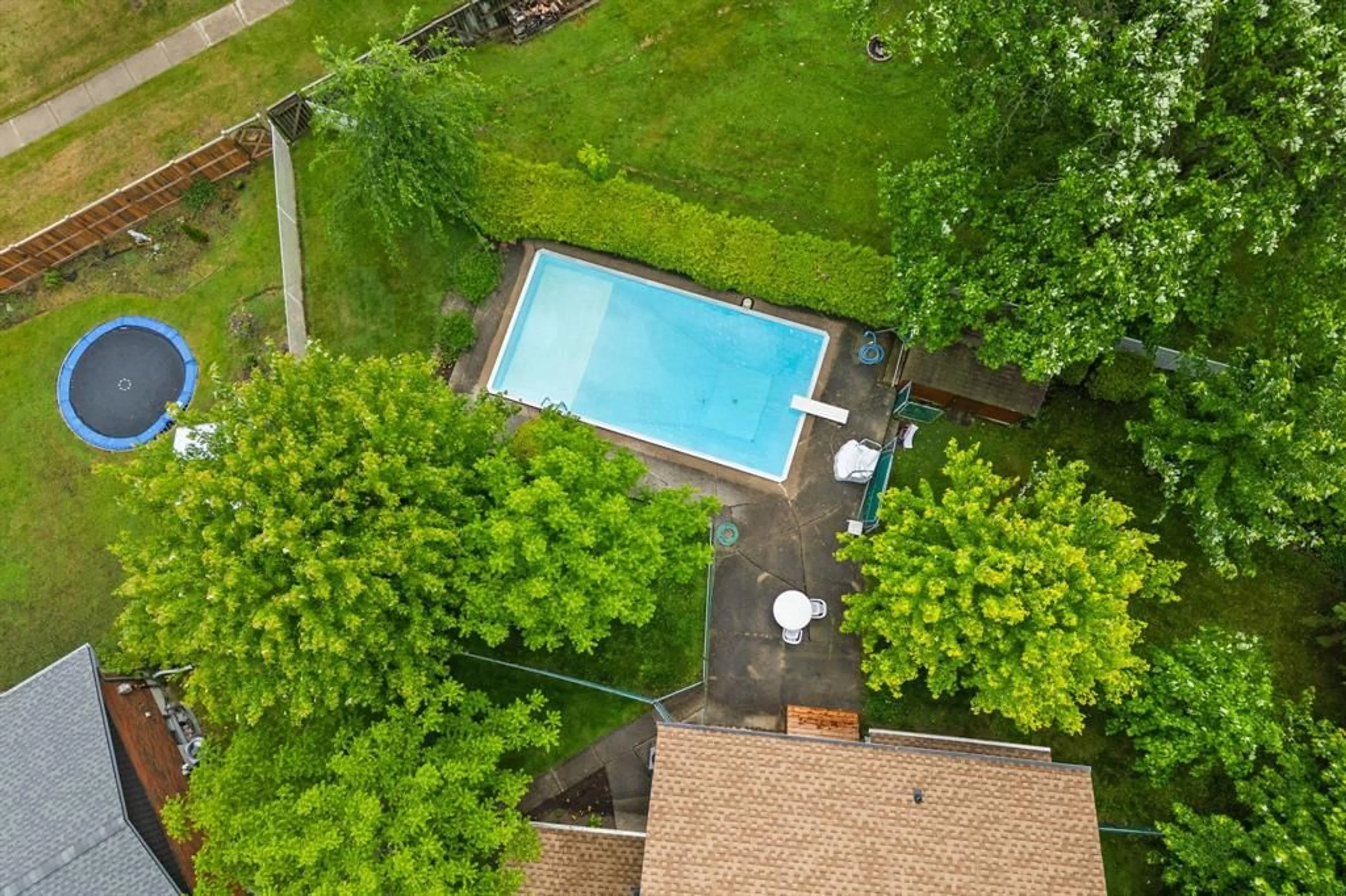 Pool for 161 WIKLINSON Pl, St Clair Ontario N0N 1G0