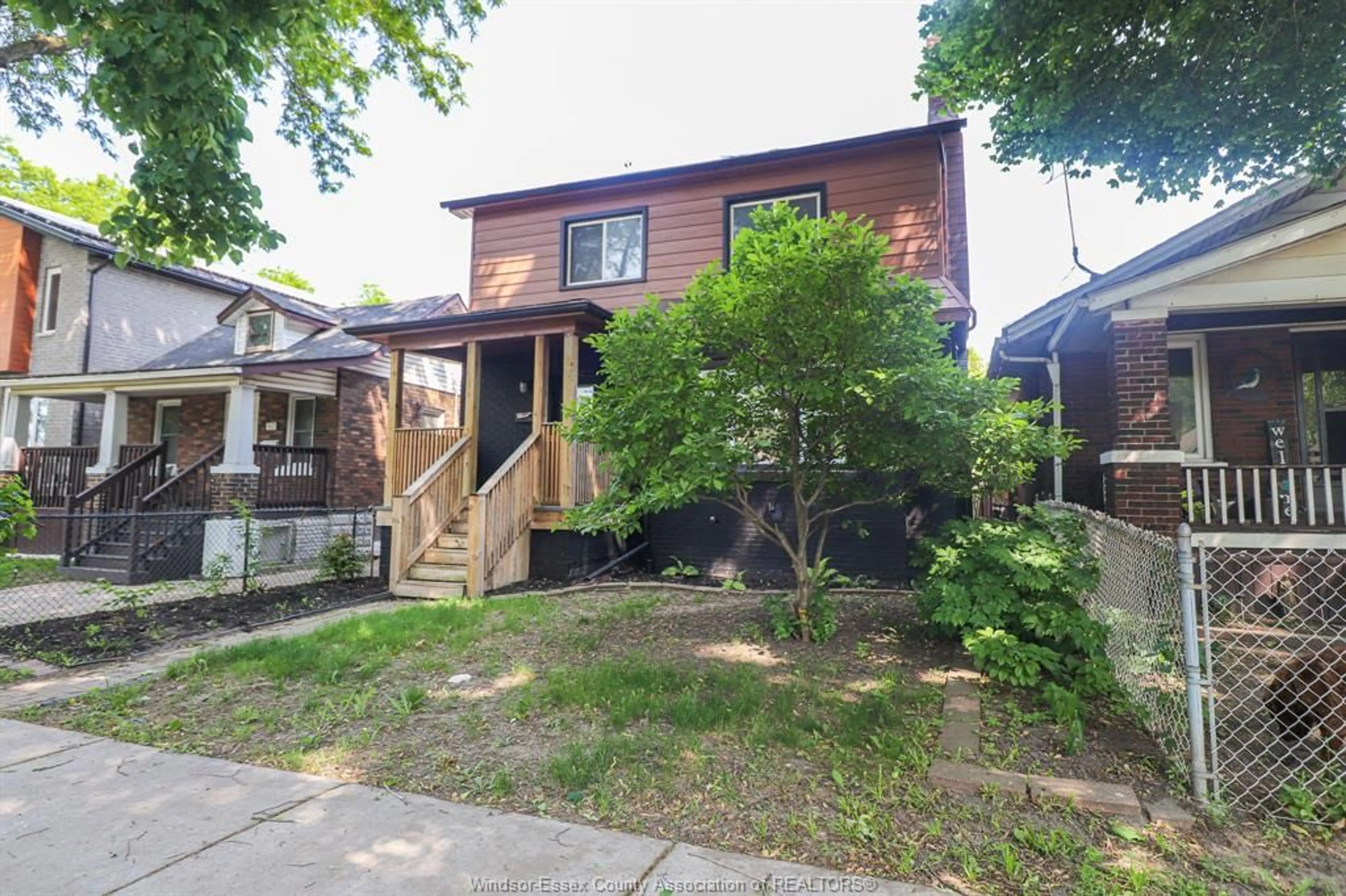 Unknown for 3629 QUEEN, Windsor Ontario N9C 1P1