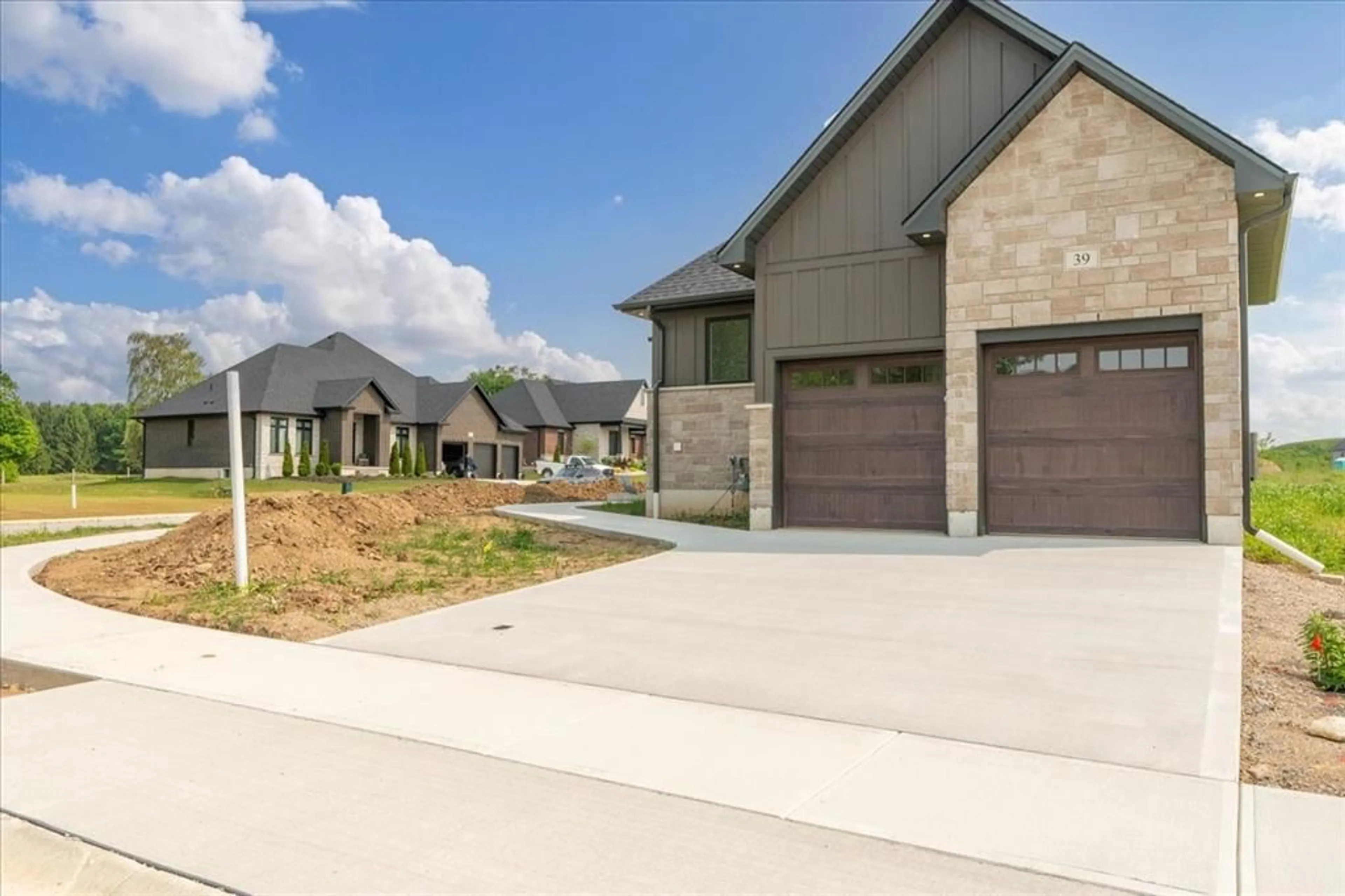 Home with brick exterior material, street for 39 EAST GLEN Dr, Lambton Shores Ontario N0M 1B0