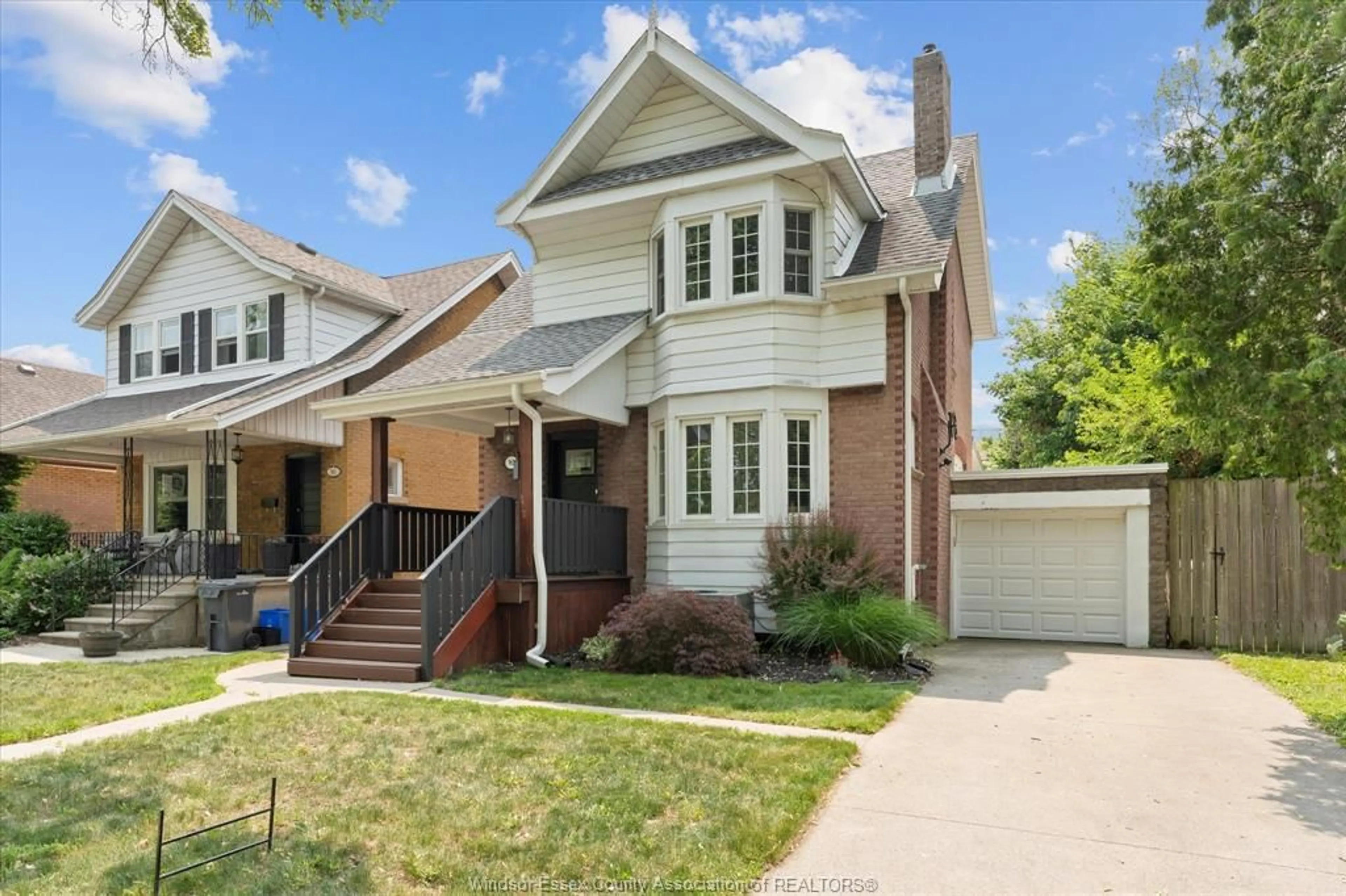 Home with brick exterior material, street for 961 RAYMO Rd, Windsor Ontario N8Y 4A7