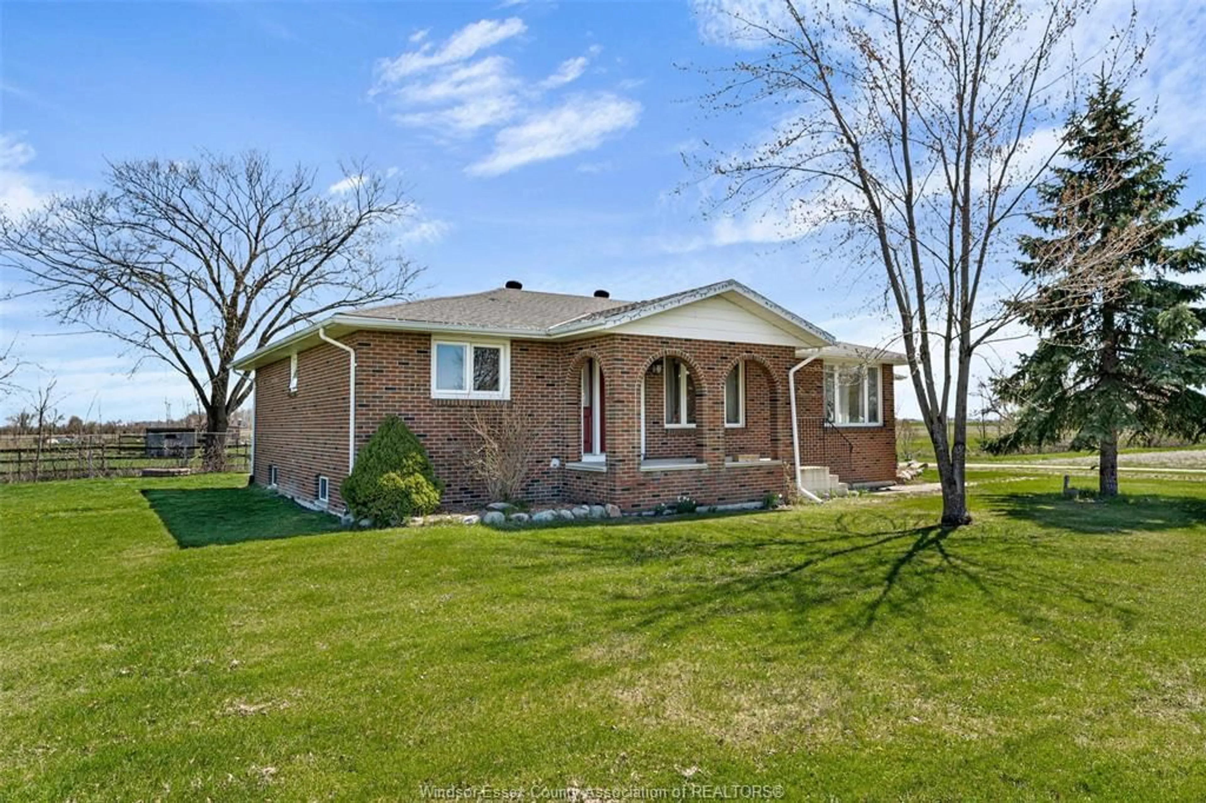 Home with brick exterior material, street for 278 County Rd 27, Kingsville Ontario N0R 1B0