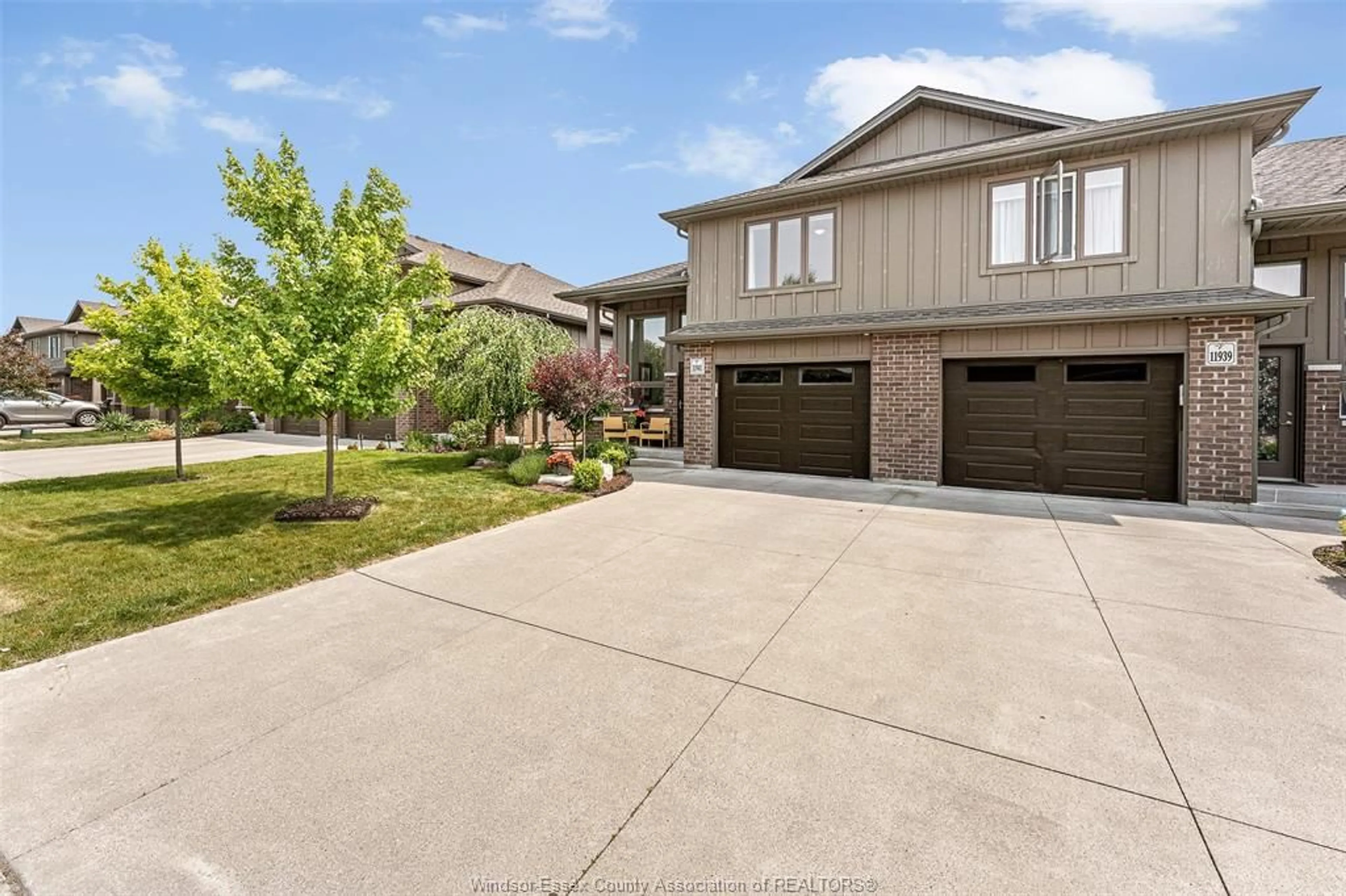 Unknown for 11941 Maitland, Windsor Ontario N8P 0B9