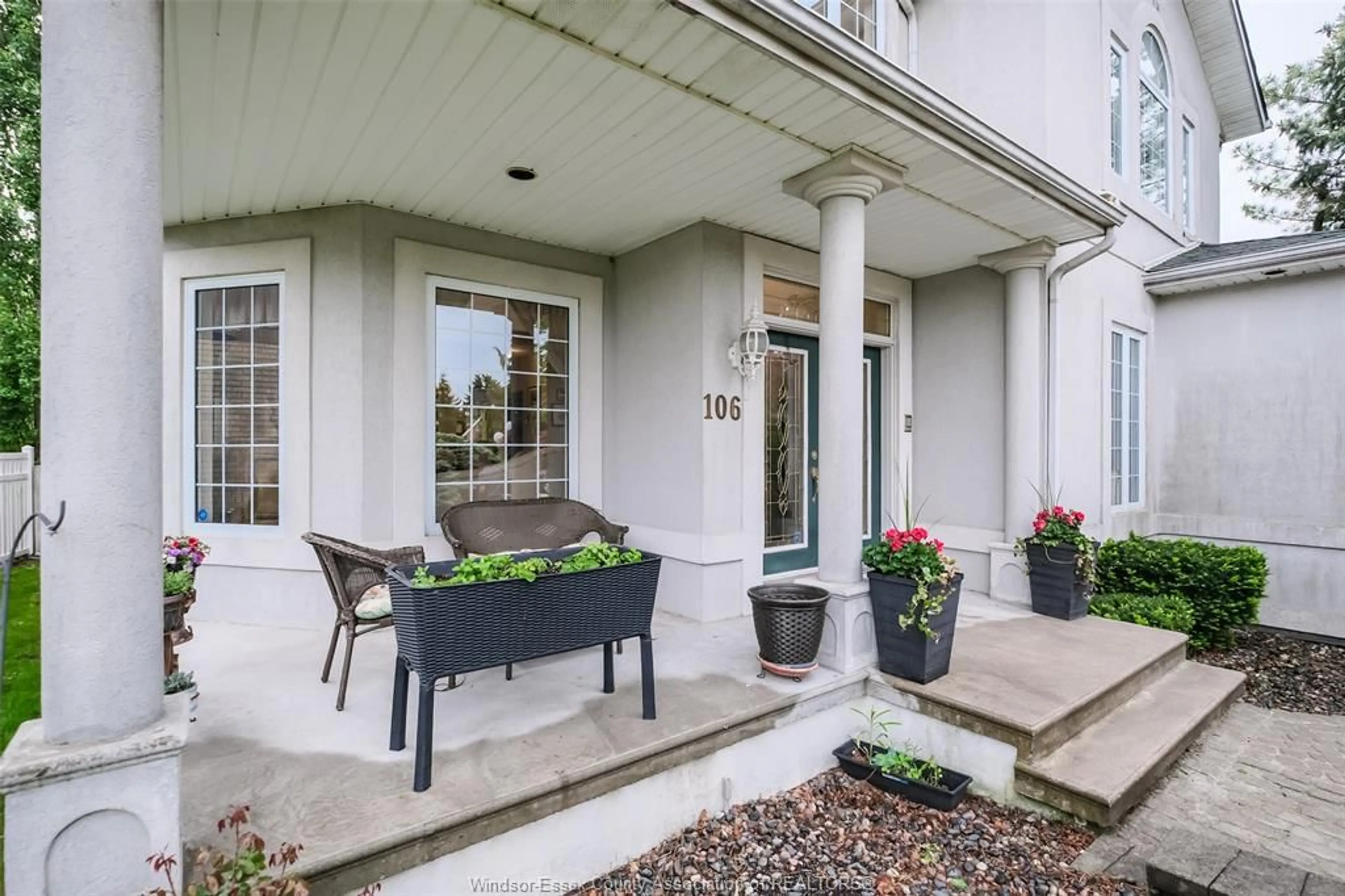 Patio, street for 106 MARTIN Dr, Lakeshore Ontario N8L 0Z5