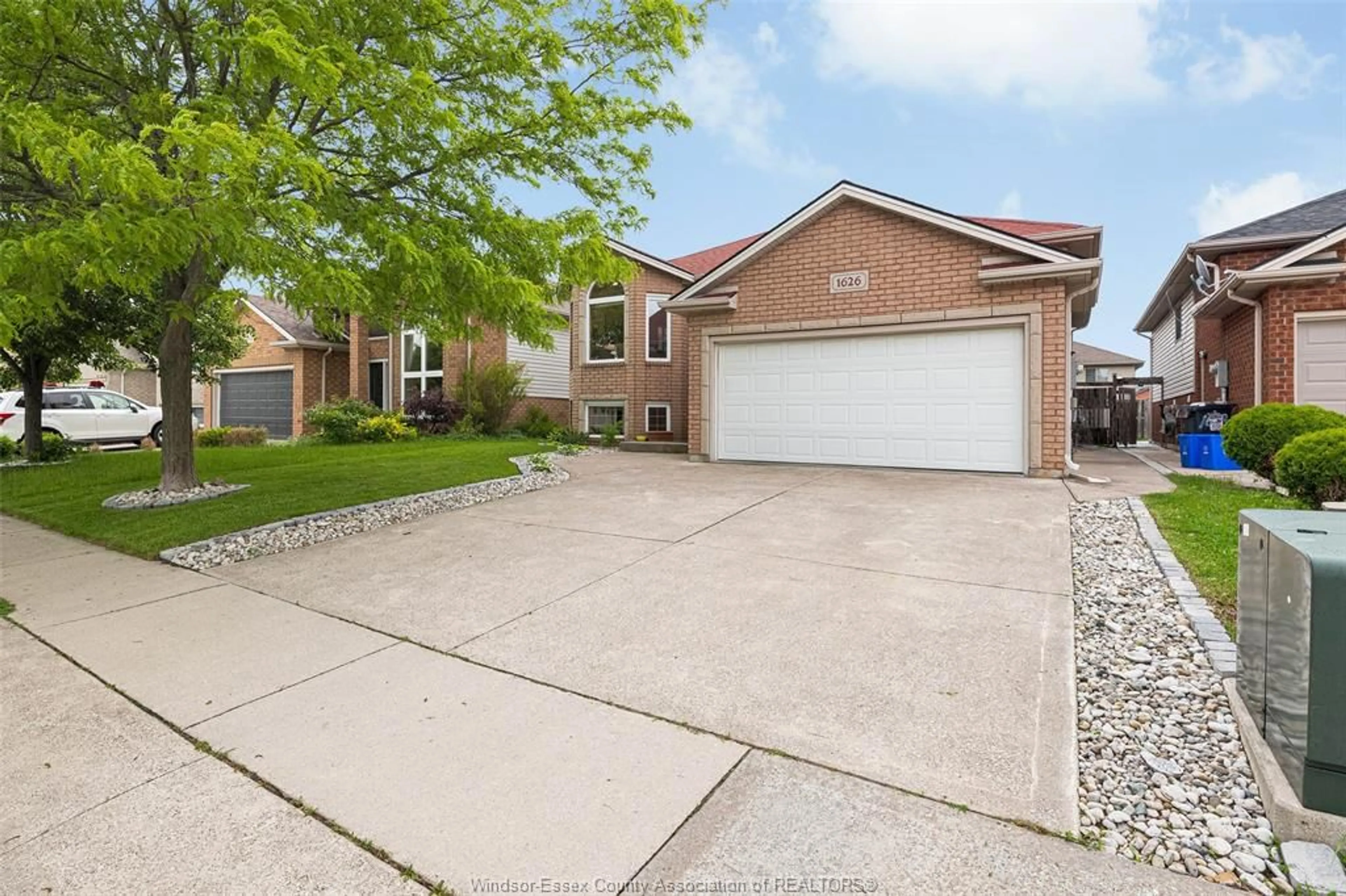 Unknown for 1626 MERIDIAN St, Windsor Ontario N9G 3E7