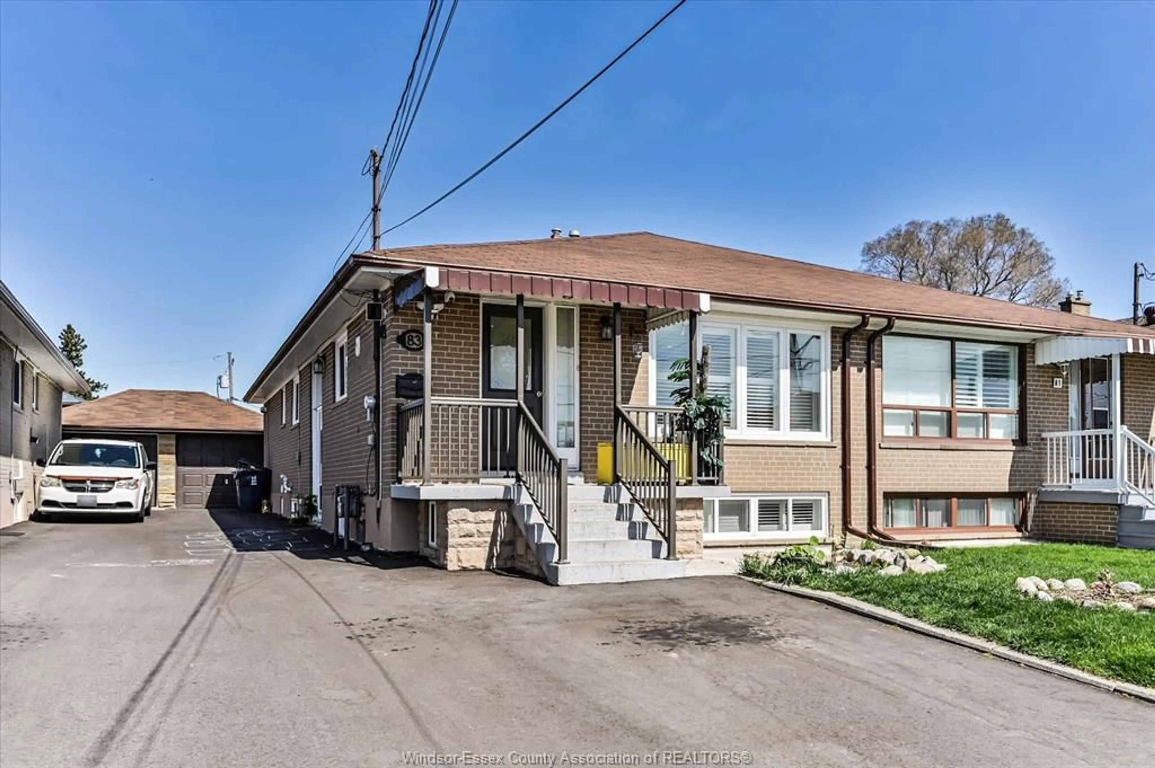 Unknown for 83 NORTHOVER St, Toronto Ontario M3L 1W6