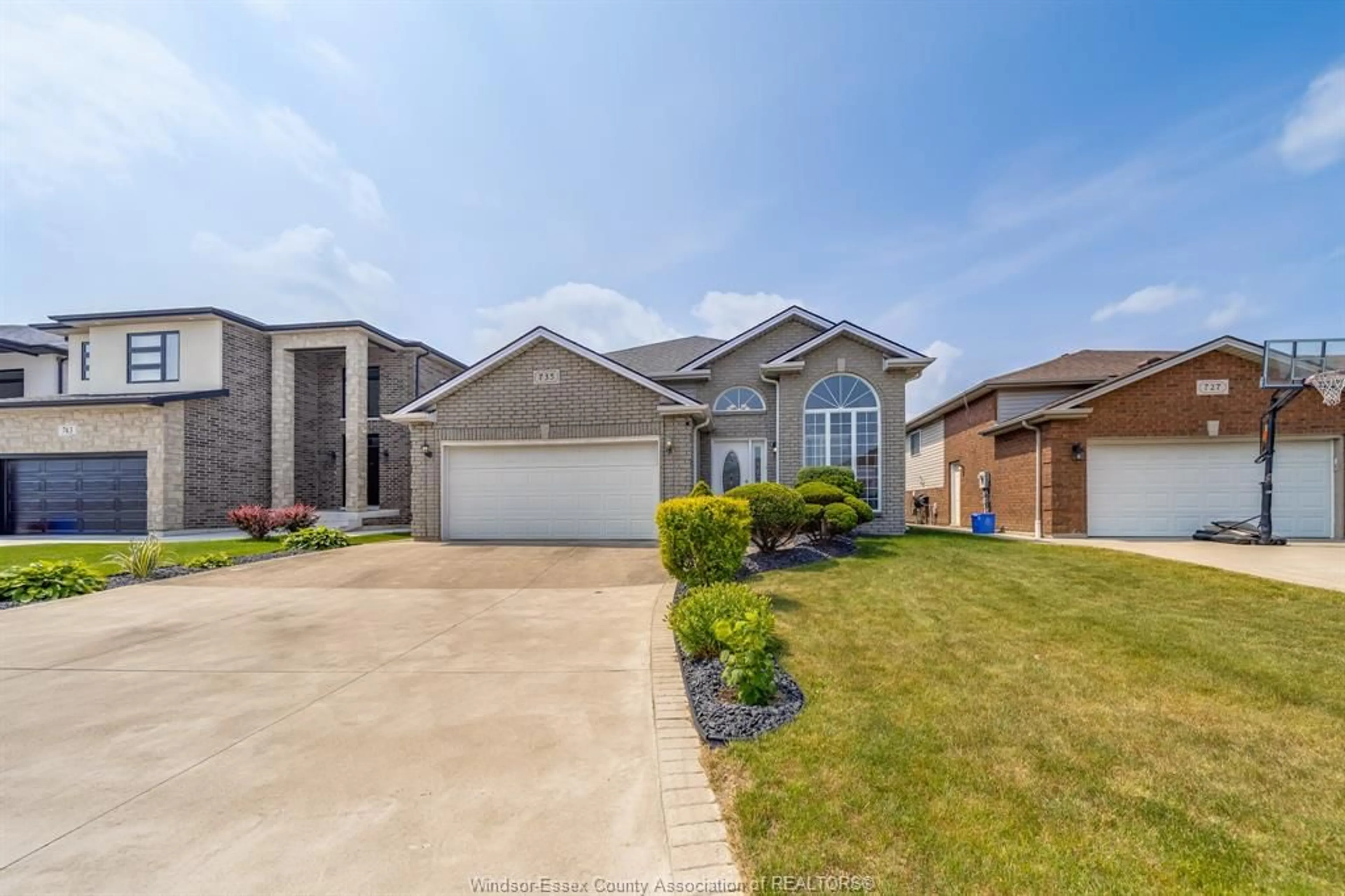 Home with brick exterior material, street for 735 ALPENROSE Crt, Windsor Ontario N9G 2X7